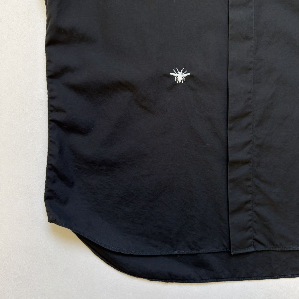 Dior Black Short Sleeve ‘Bee’ Embroidered Shirt Size US L / EU 52-54 / 3 - 7 Thumbnail