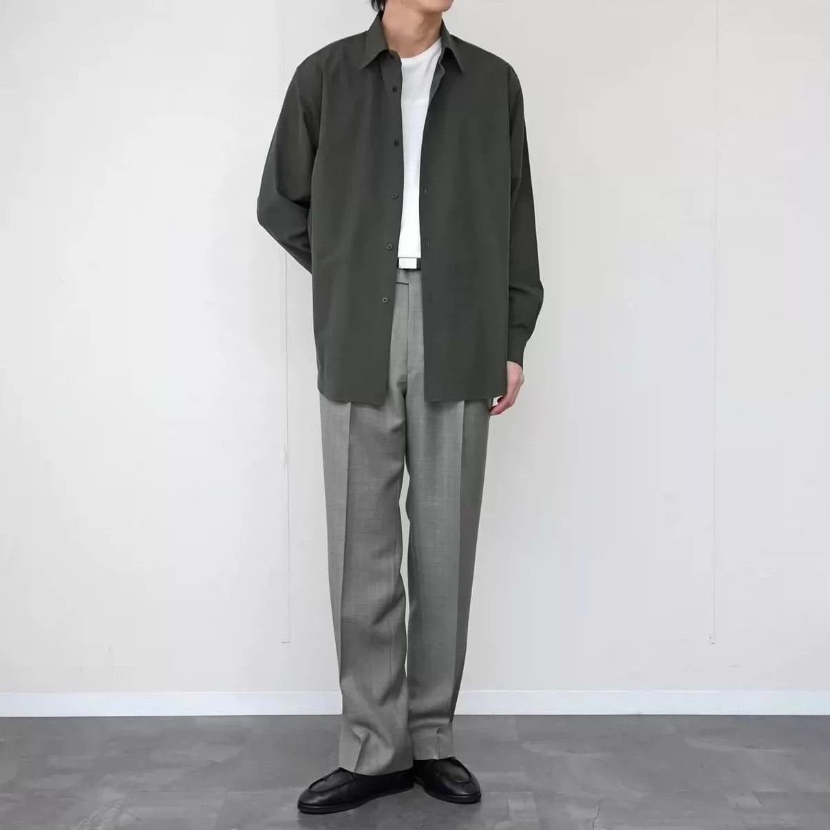 Auralee AURALEE Washed FINX Chambray LS Shirt 26ss 4 Deep Mil-Green Size US XL / EU 56 / 4 - 1 Thumbnail