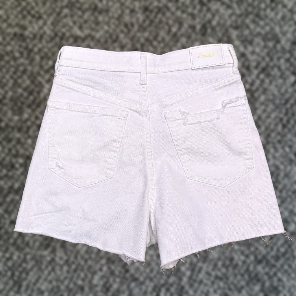 Express Express Short White Super High Rise Stretch Mom Denim 0 Wool? Size 25" / US 0 / IT 36 - 1 Thumbnail