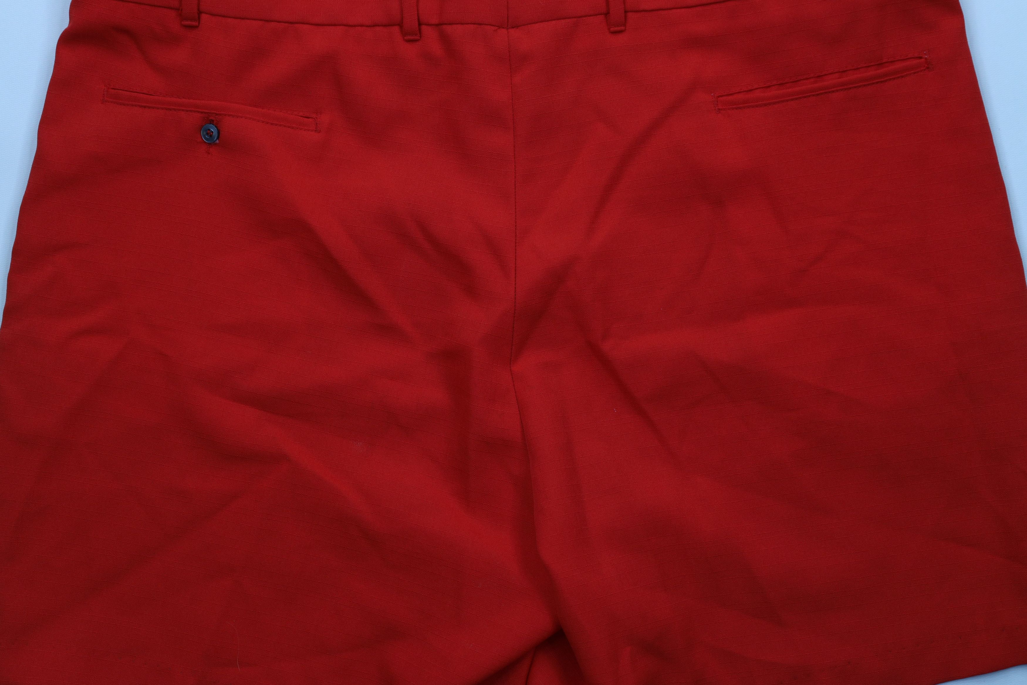 Vintage Vintage 90s Streetwear Above Knee Golf Chino Shorts Red USA Size US 42 / EU 58 - 11 Thumbnail