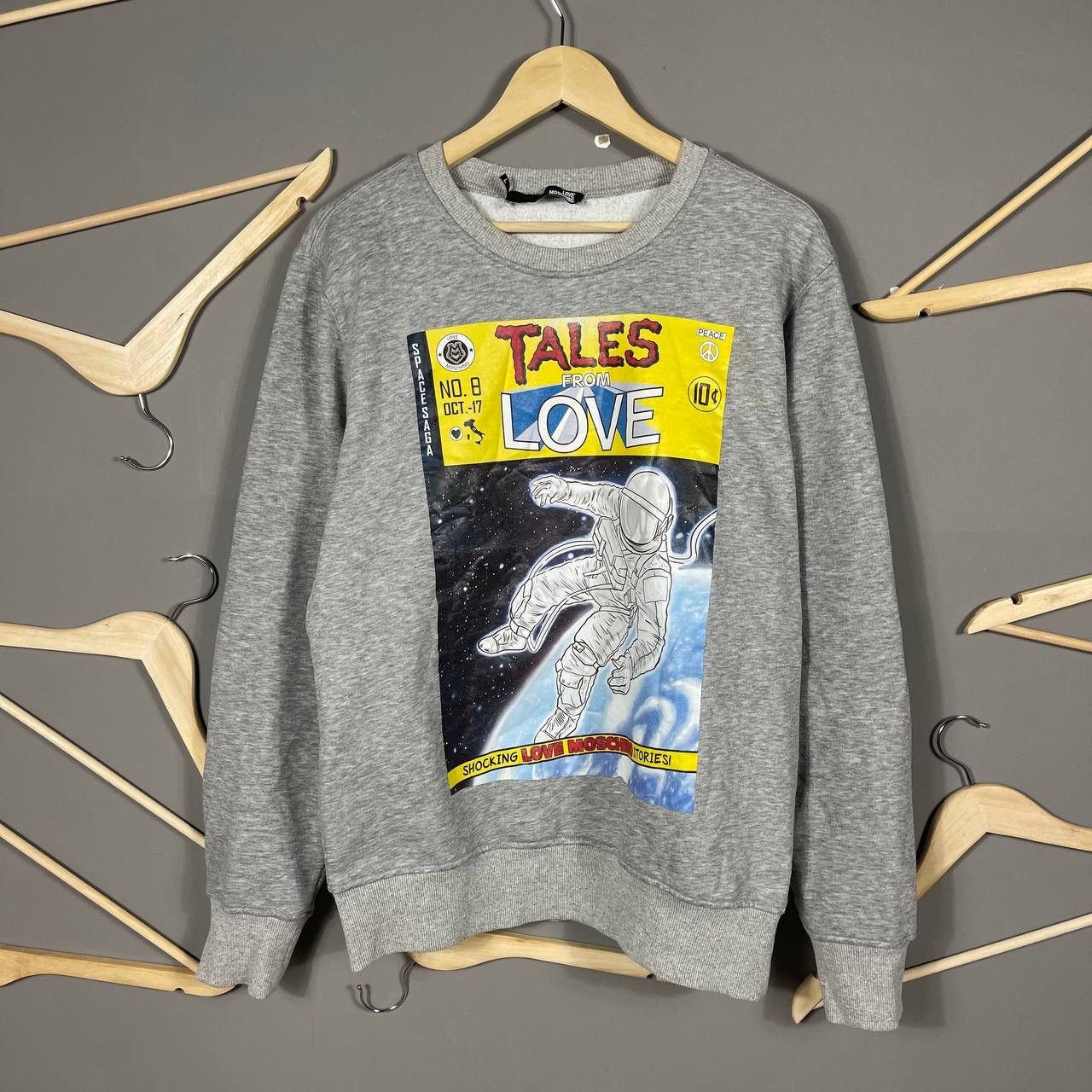 Moschino Moschino Tales from Love sweatshirt Size US L / EU 52-54 / 3 - 1 Thumbnail