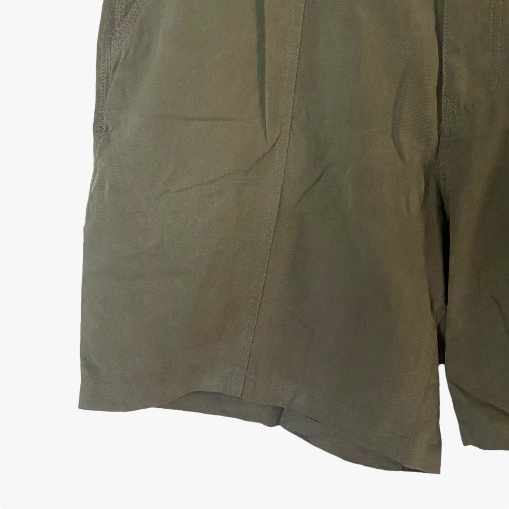 Tommy Bahama Tommy Bahama Survivor 8'' Shorts Olive Green Men's Size 35 Casual Outdoors Size US 35 - 6 Thumbnail