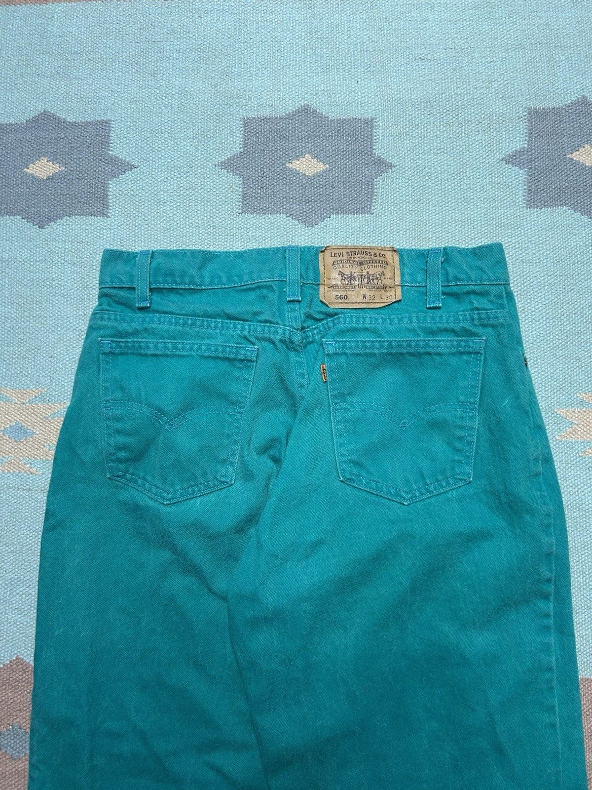 Vintage Vintage 90s Levi’s 560 jeans turquoise teal skater USA 31x29 Size US 31 - 4 Thumbnail