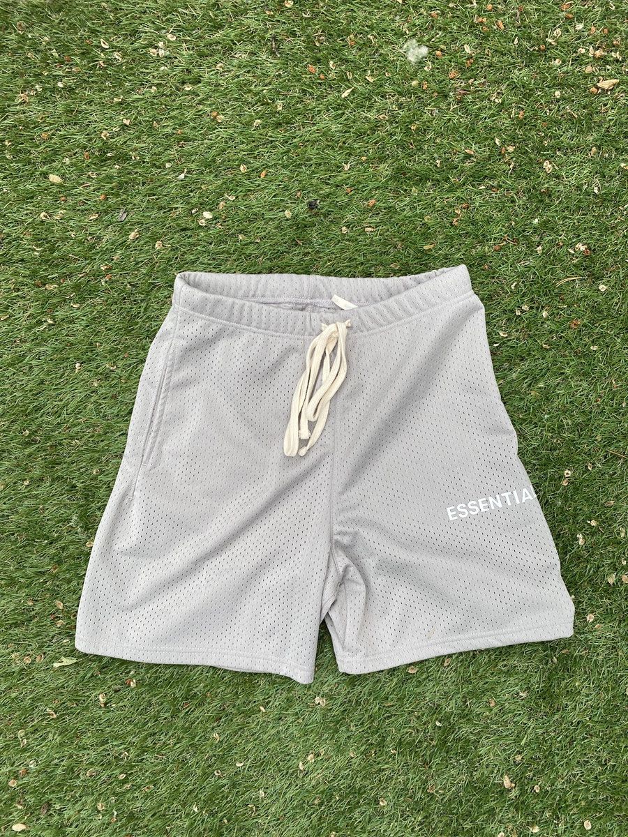 Fear of God Fear Of God x Essentials Grey Mesh Shorts Size US 39 - 1 Thumbnail