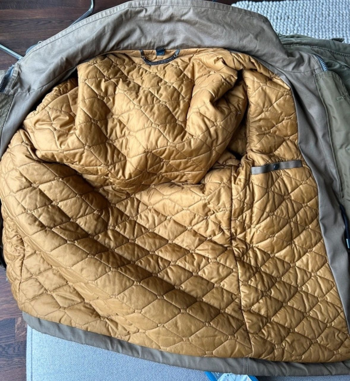 Burberry Prorsum ARCHIVE A/W 2013 RESORT WAXED COTTON JACKET Size US S / EU 44-46 / 1 - 6 Thumbnail