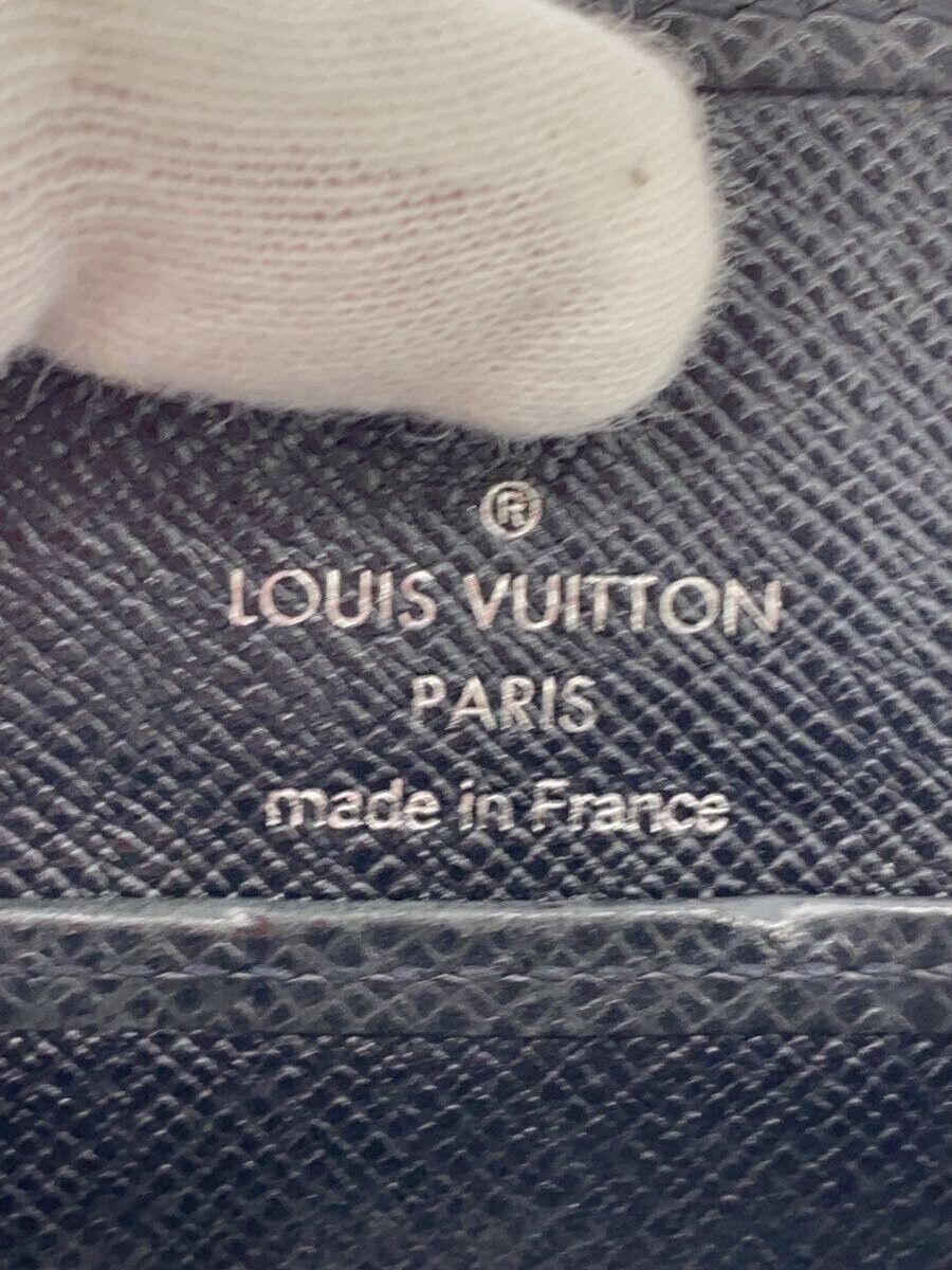 Louis Vuitton Louis Vuitton Taiga Porte Monet Boite Leather Black Size ONE SIZE - 3 Thumbnail