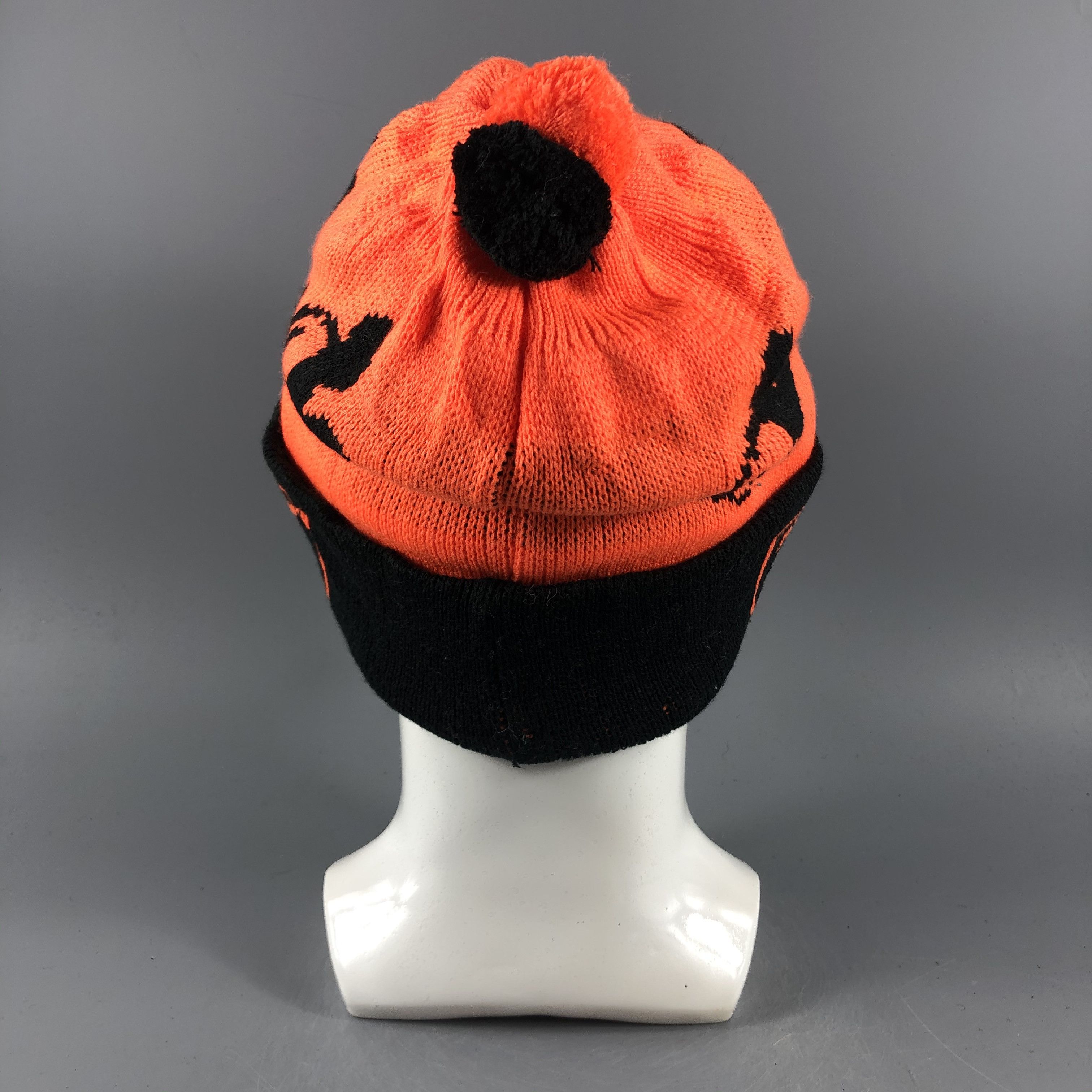 Disney × Mickey Mouse × Vintage Mickey Mouse Beanie Snow Hat Snow Cap -D037 Size ONE SIZE - 2 Thumbnail