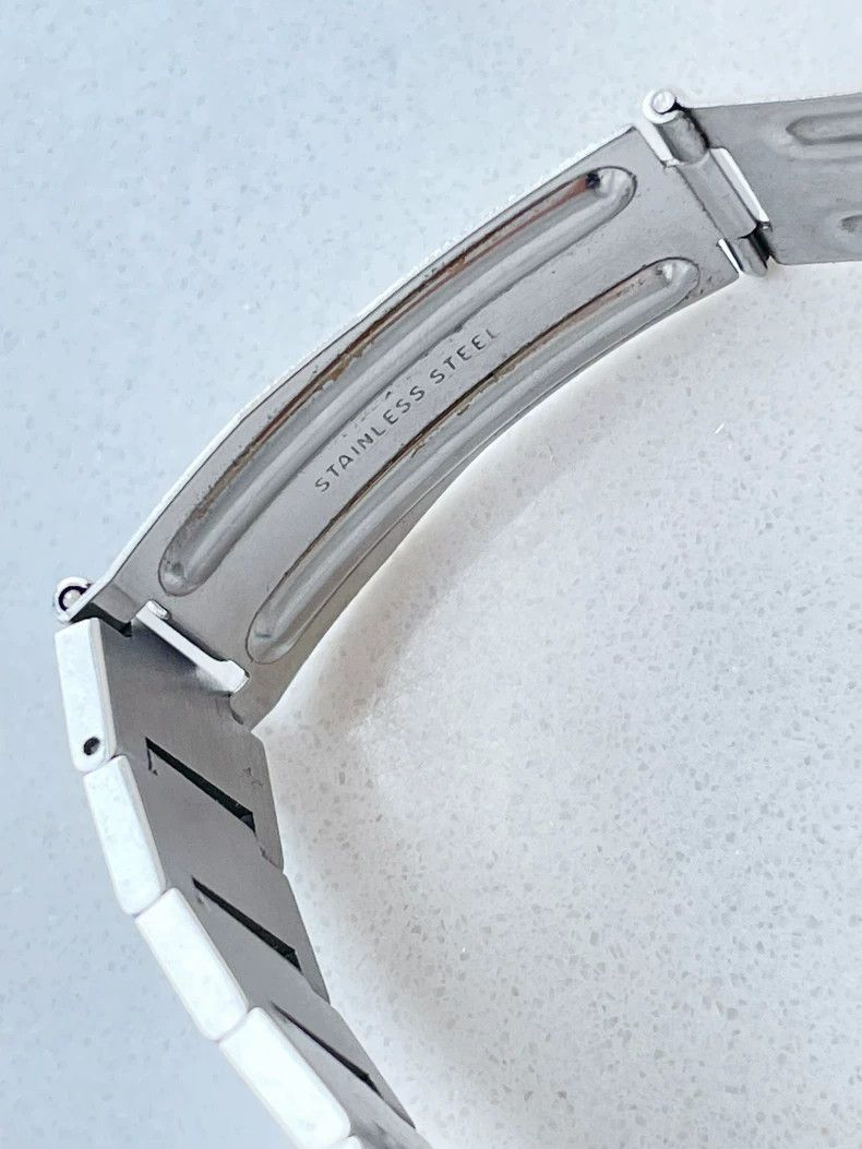 Jean Paul Gaultier Jean Paul Gaultier All-metal watch 2504-Nextarrow Size ONE SIZE - 6 Thumbnail