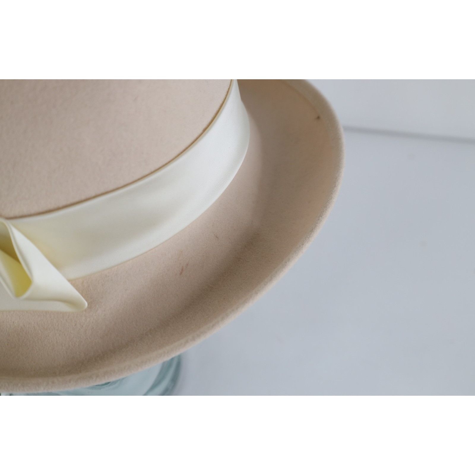 Vintage Vintage 60s Rockabilly Satin Bowtie Doeskin Wool Felt Hat Size ONE SIZE - 3 Thumbnail