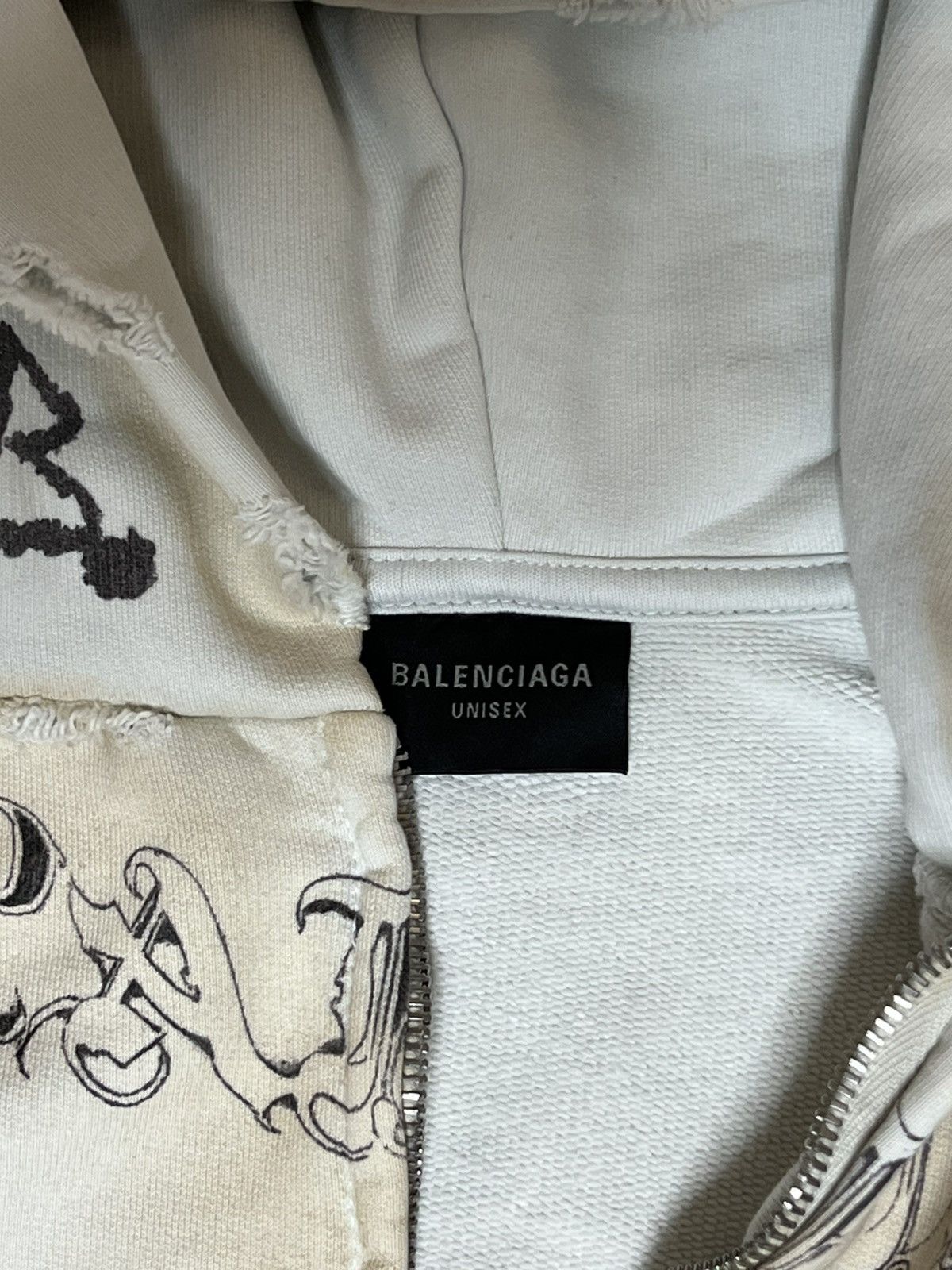 Balenciaga Balenciaga Tattoo Zip-up Hoodie Size US L / EU 52-54 / 3 - 10 Thumbnail