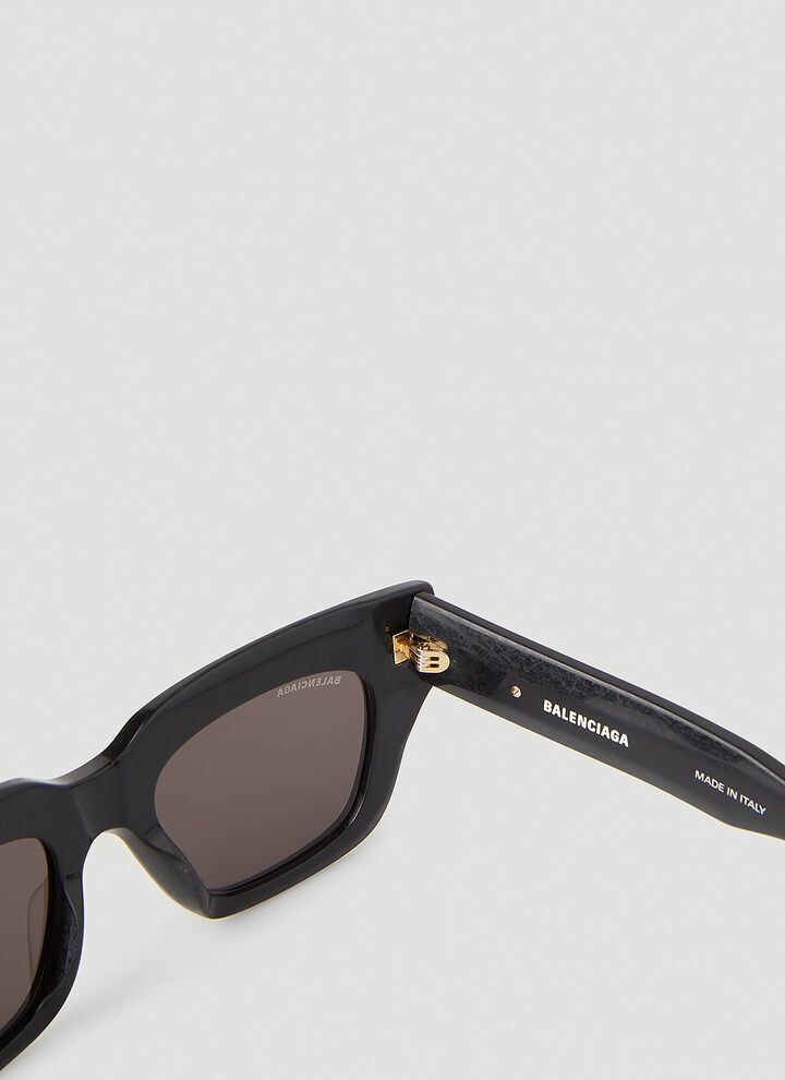 Balenciaga o1in1g1024 Size : OS / Rive Gauche D- Frame Sunglasses Black Size ONE SIZE - 4 Thumbnail