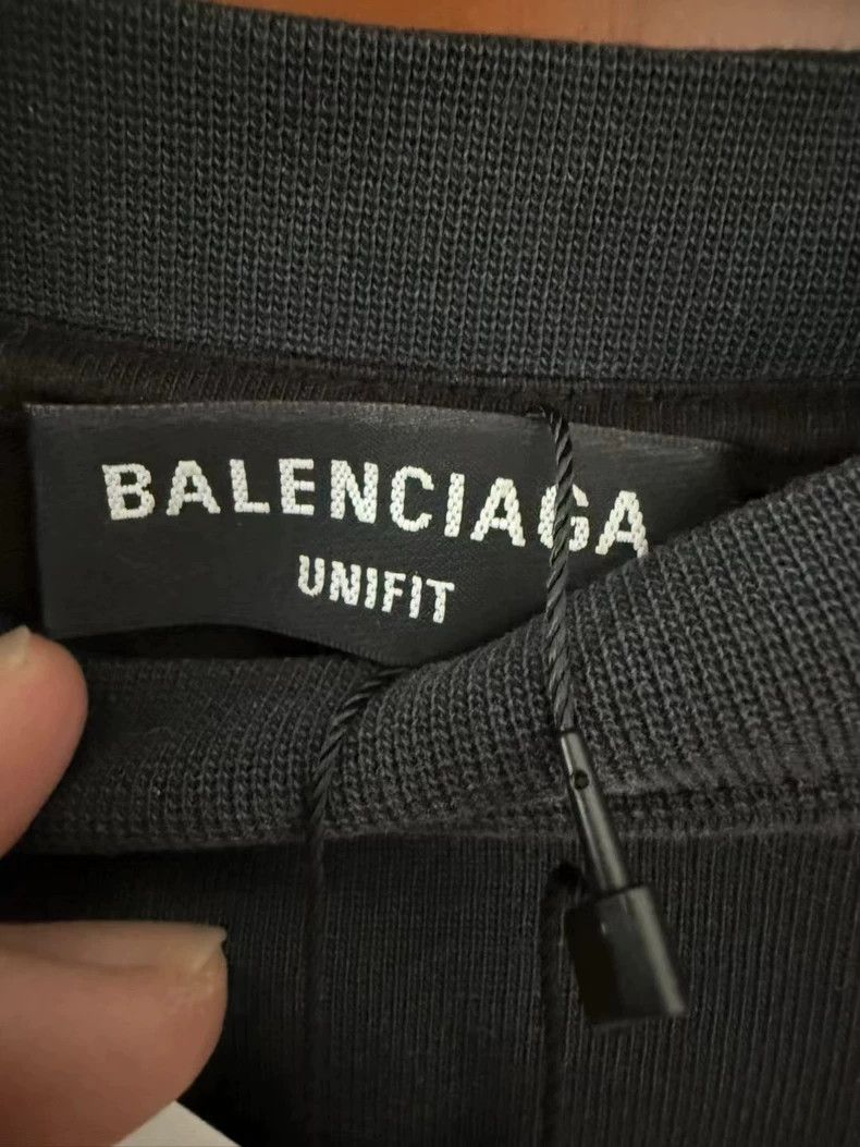 Balenciaga Balenciaga Speed Hunter Short Sleeve Do Old Destruction De Size US L / EU 52-54 / 3 - 3 Thumbnail