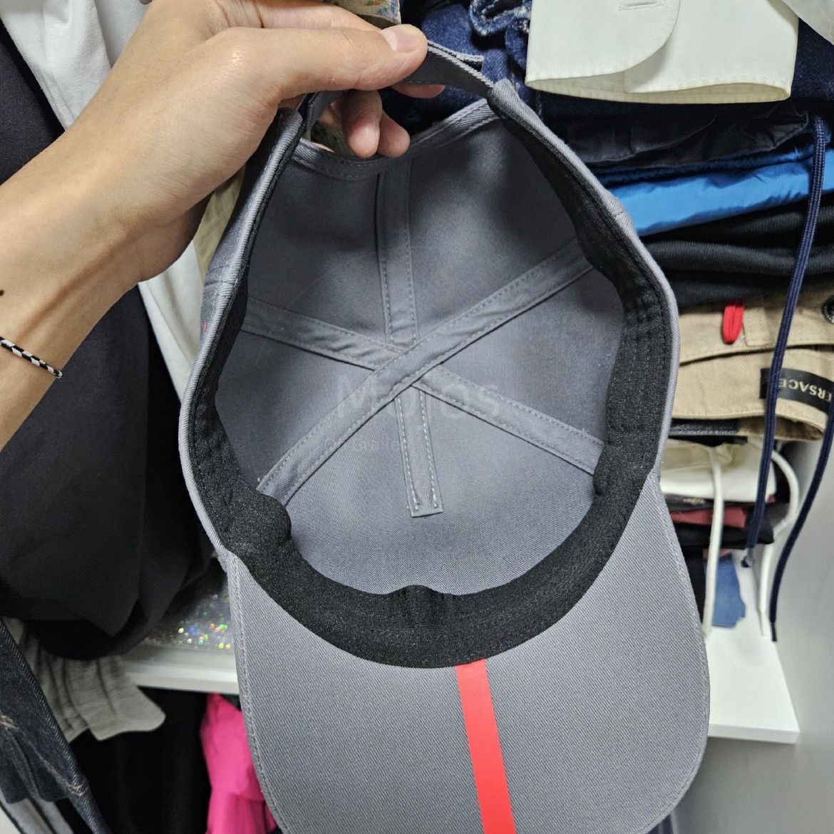 Prada Prada Luna Rossa 23SS Logo Hat-2508 Size ONE SIZE - 4 Thumbnail
