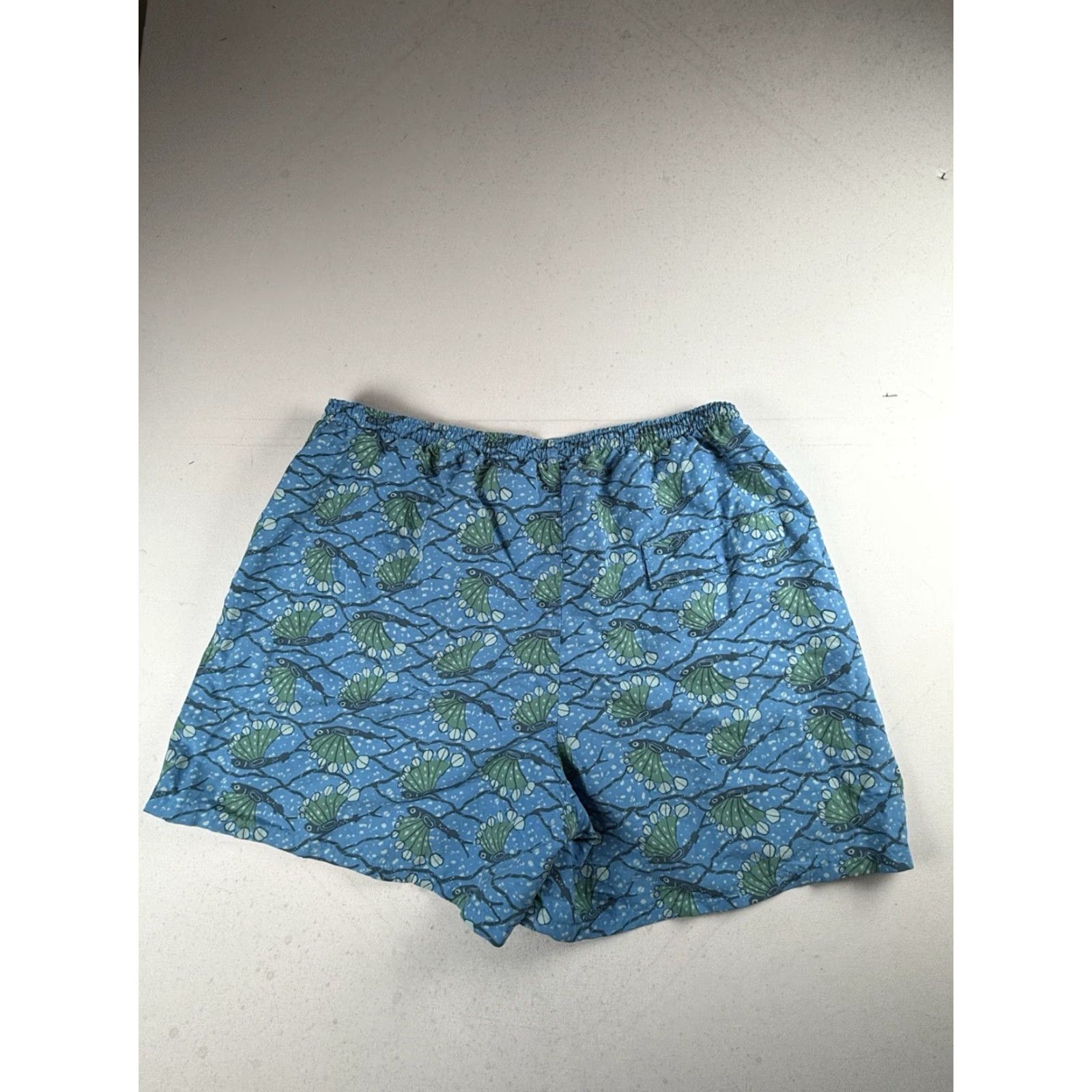 Patagonia Patagonia Shorts Men XL Blue Baggies Longs Hexy Fish Drawstring Pockets Logo Nylon Polyester Swim Trunks Size US 36 / EU 52 - 7 Thumbnail