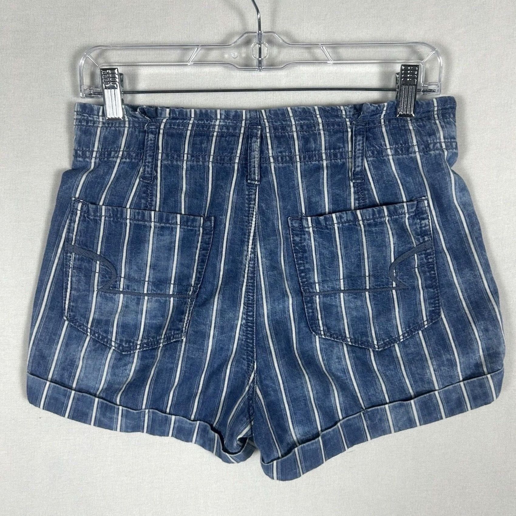 American Eagle Outfitters American Eagle Outfitters Jean Shorts Womens Size 2 Blue Striped Mom Style 2.5" Inseam AEO Size 26" / US 2 / IT 38 - 7 Thumbnail