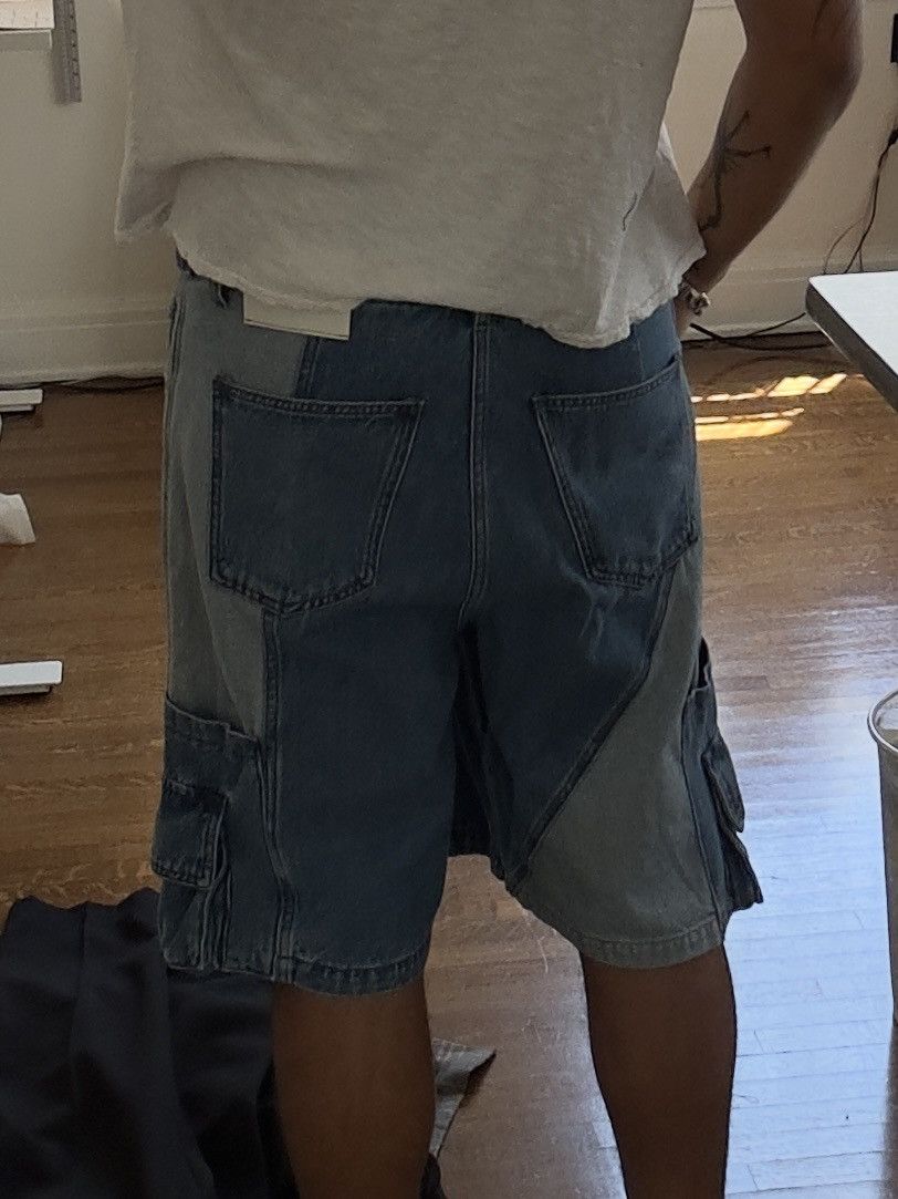 Feng Chen Wang Feng Chen Wang reworked denim cargo shorts Size US 36 / EU 52 - 8 Thumbnail