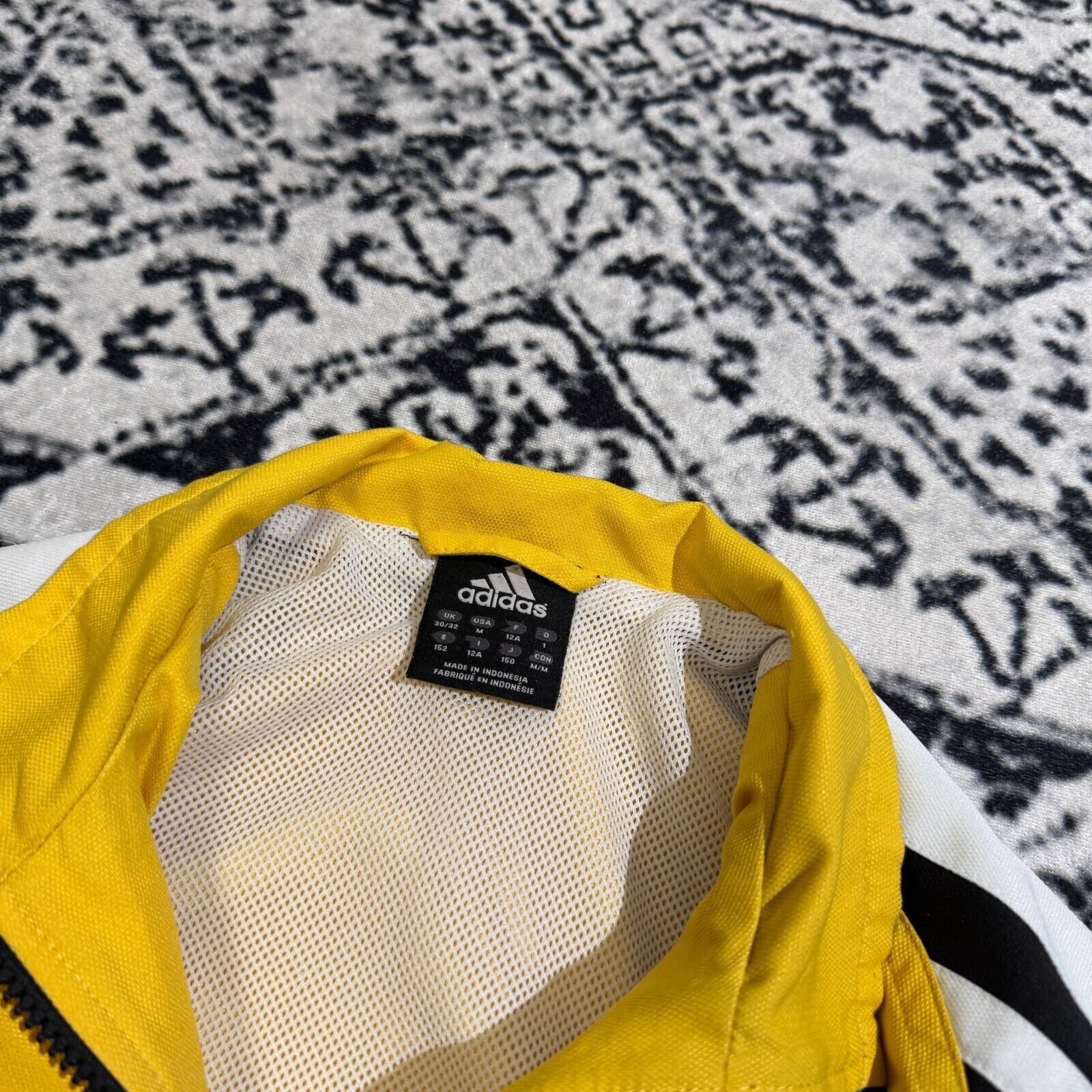 Adidas Adidas Unisex Yellow Polyester Jacket Size XXS Tracksuit Size US XXS / EU 40 - 4 Thumbnail