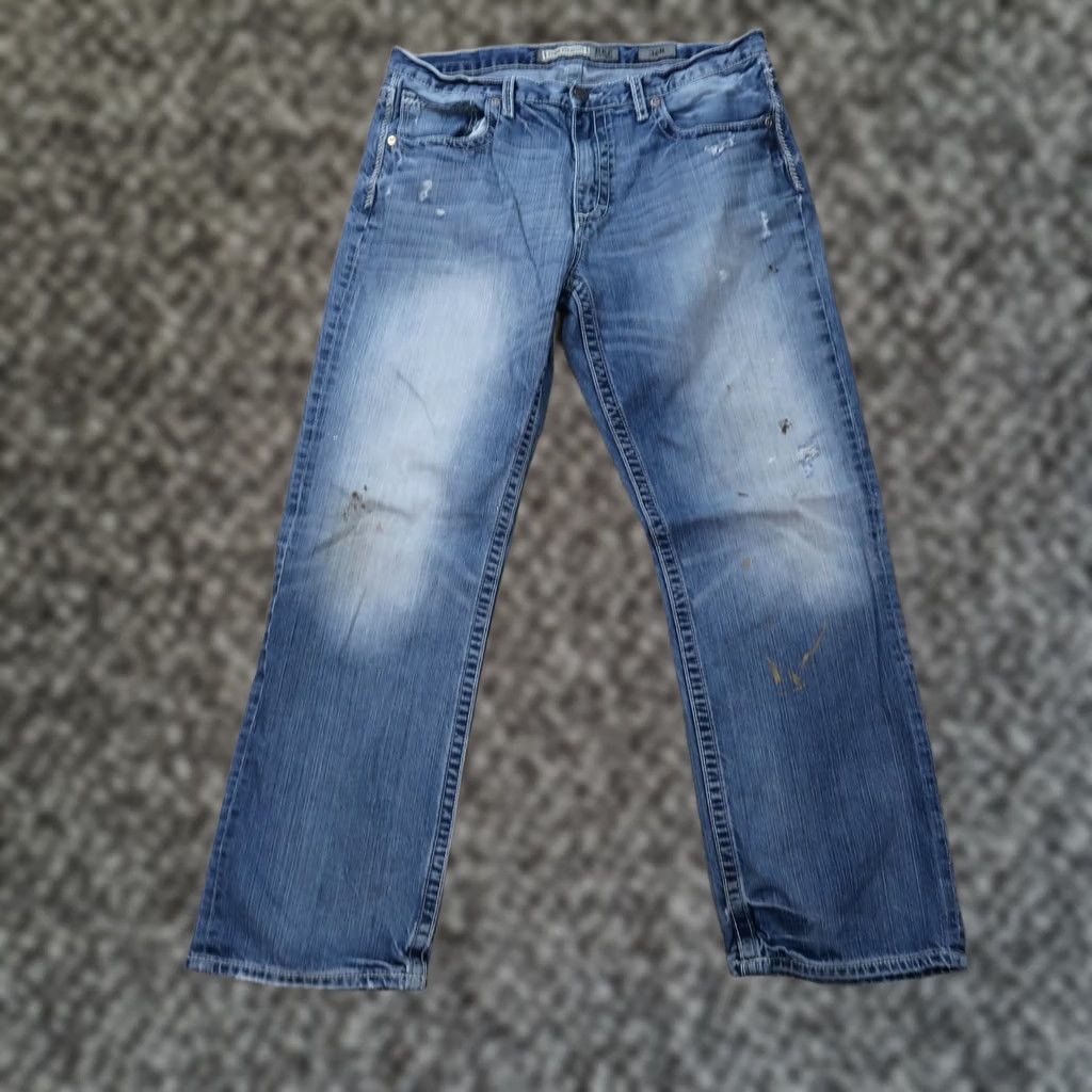 Vintage BKE Buckle Tyler Jeans Men’s 36x31 Blue Denim Distressed Straight Leg 5-Pocket Denim Pants Mens Regular Fit 90s Size US 36 / EU 52 - 1 Thumbnail