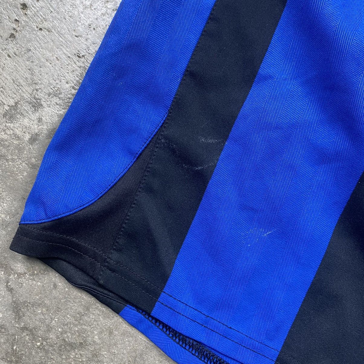 Nike y2k Luis Figo Inter Milan Firelli Jersey Size US M / EU 48-50 / 2 - 9 Thumbnail