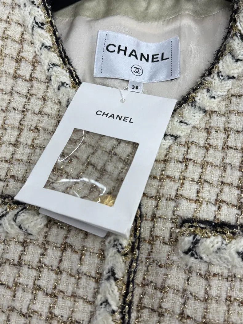 Chanel Chanel 25K new tweed plaid vest jacket Size XS / US 0-2 / IT 36-38 - 4 Thumbnail