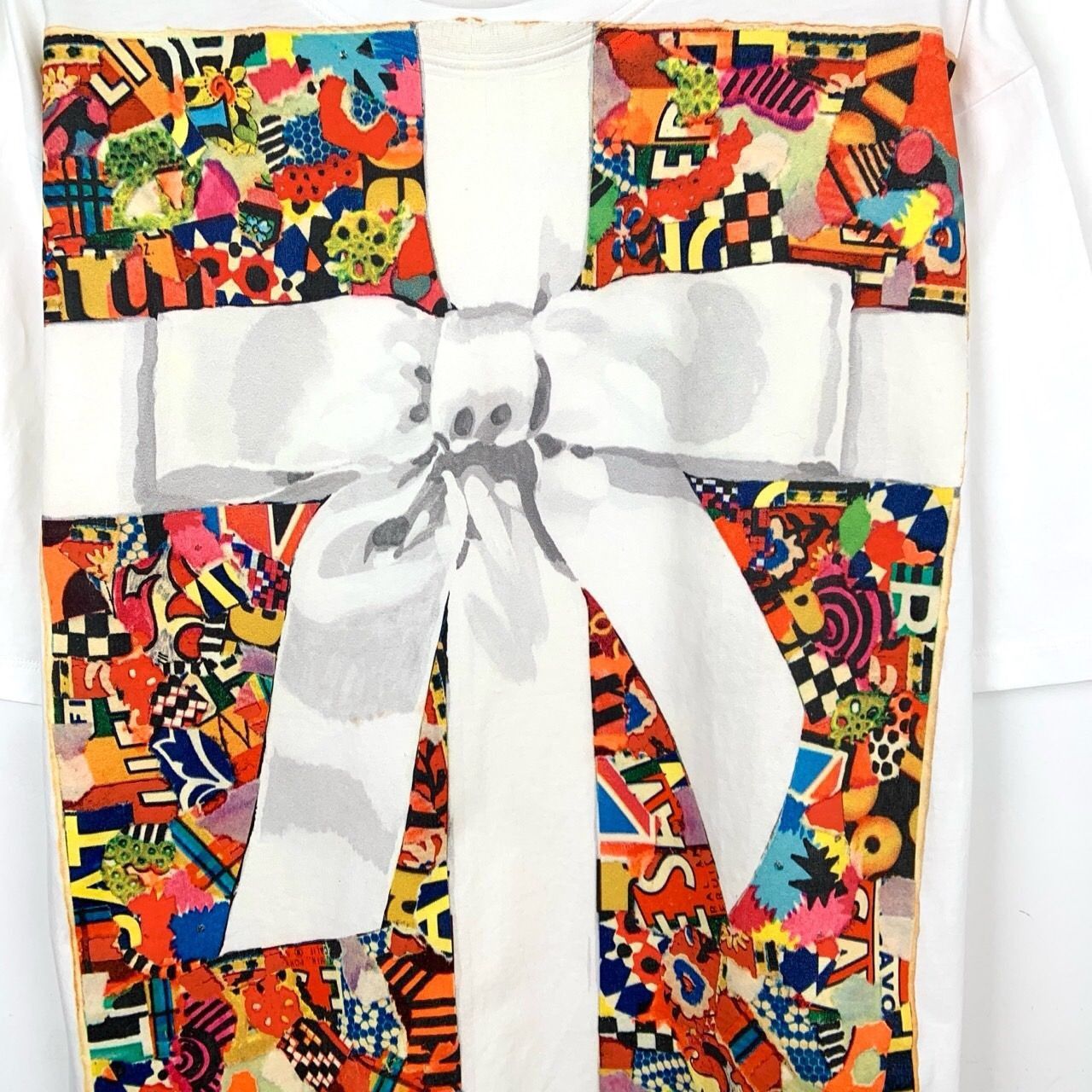 Loewe Loewe White Short-Sleeve Graphic T-Shirt With Colorful Gift Size XS / US 0-2 / IT 36-38 - 4 Thumbnail