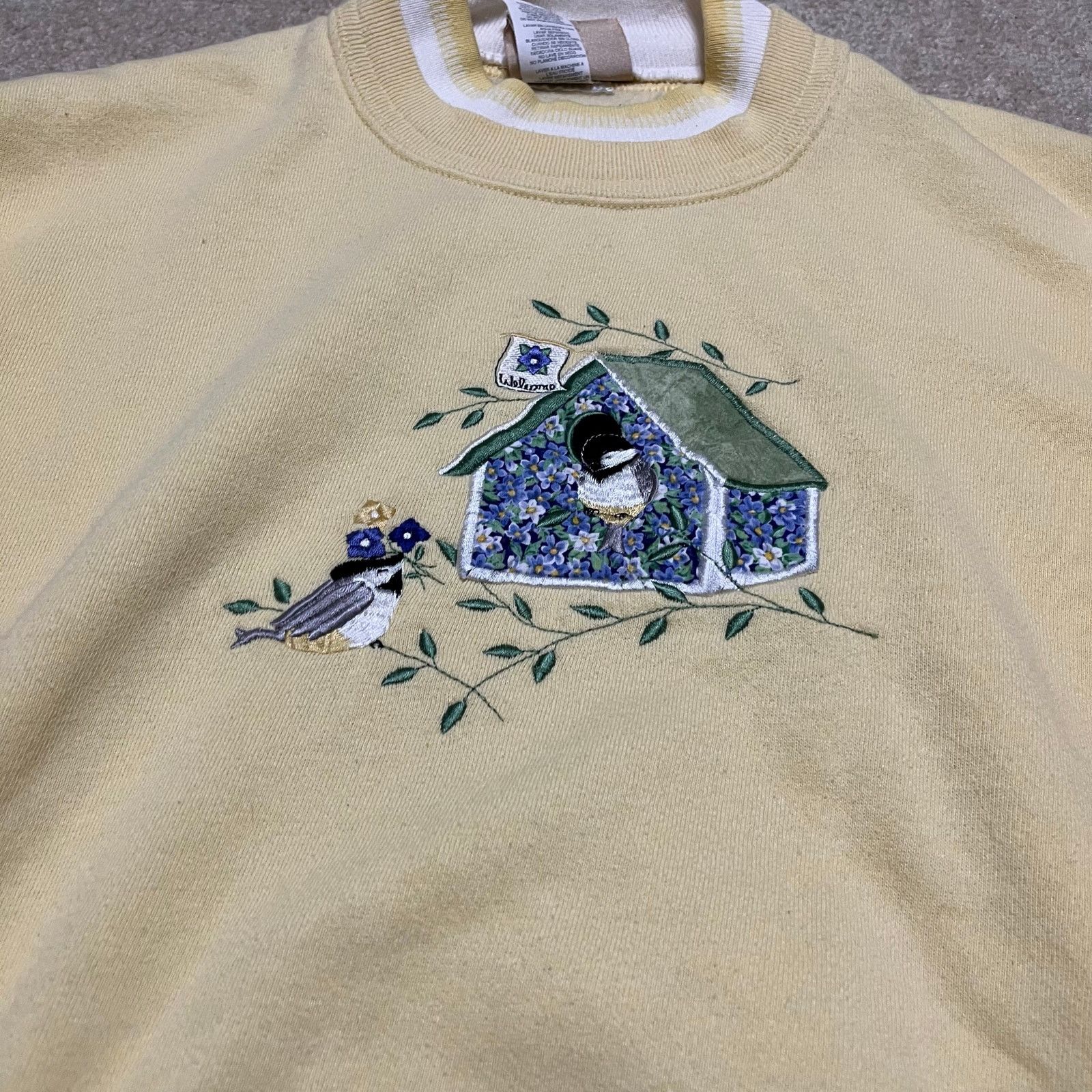 Other Vintage Top Stitch Birds in Birdhouse/Nature Yellow Crewneck Size US XL / EU 56 / 4 - 3 Thumbnail