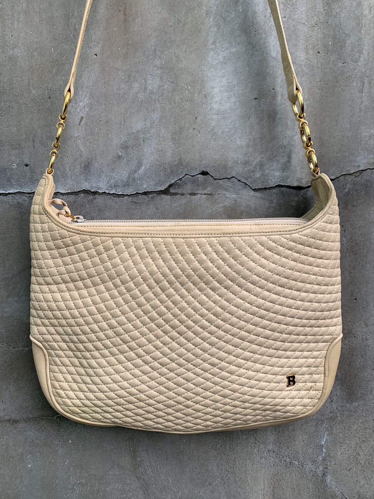 Bally Quilted Shoulder Bag Size ONE SIZE - 2 Thumbnail