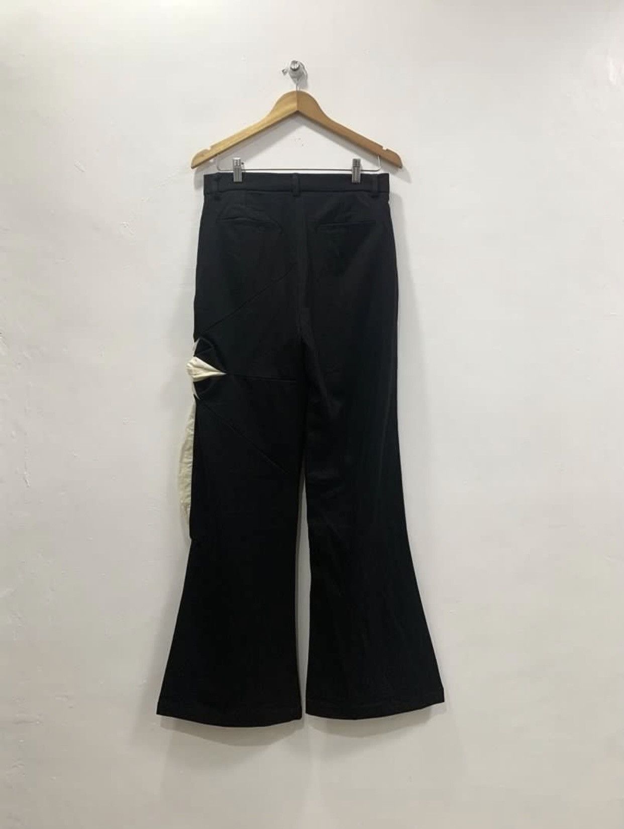 Kusikohc KUSIKOHC ORIGAMI FLOWER - FLARED PANTS Size US 30 / EU 46 - 5 Thumbnail