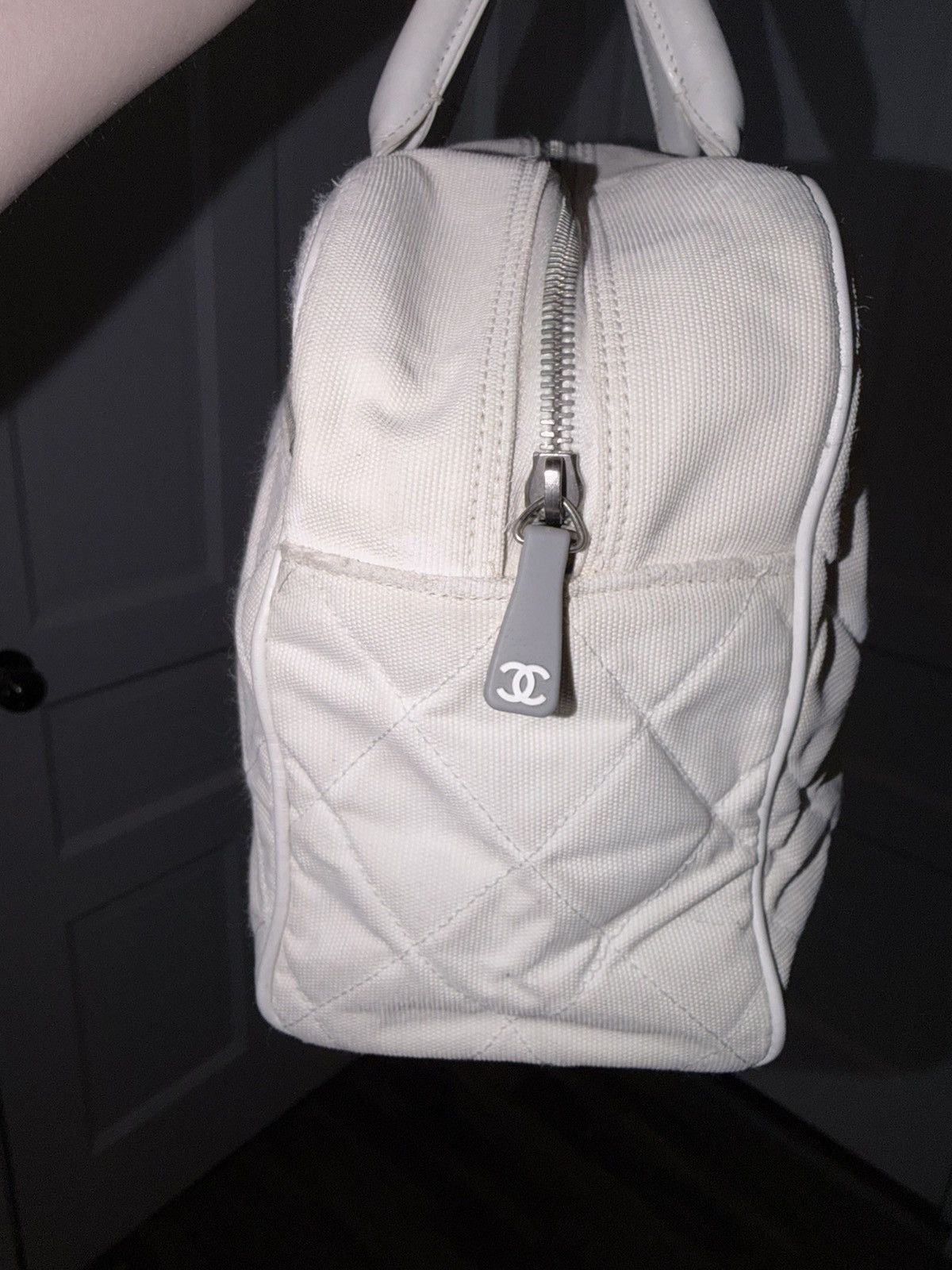 Chanel Chanel White Bowling Mini Handbang Size ONE SIZE - 6 Thumbnail