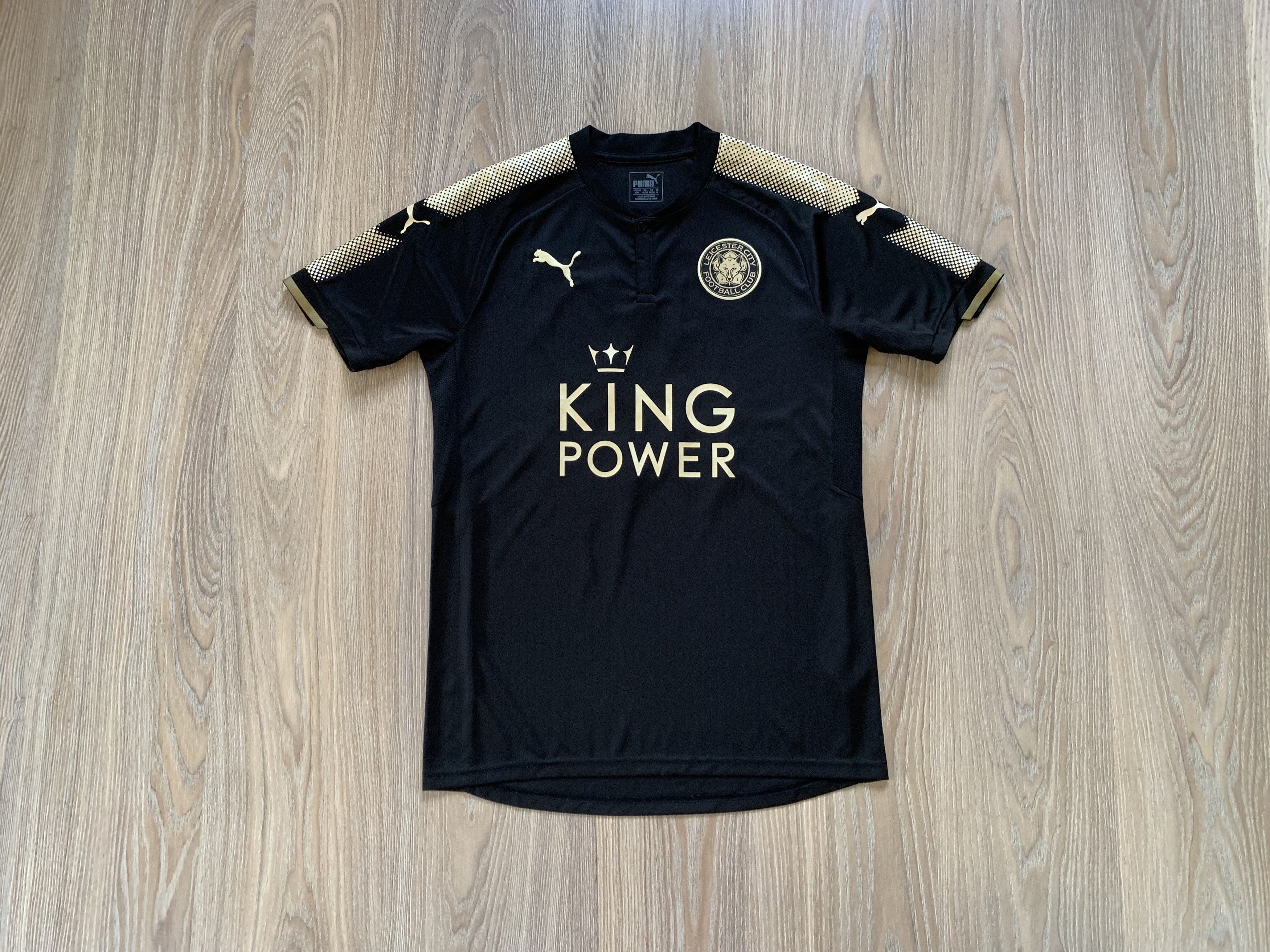 Puma Puma Leicester FC #18 Chicky Jersey 2017-2018 Size US M / EU 48-50 / 2 - 1 Thumbnail