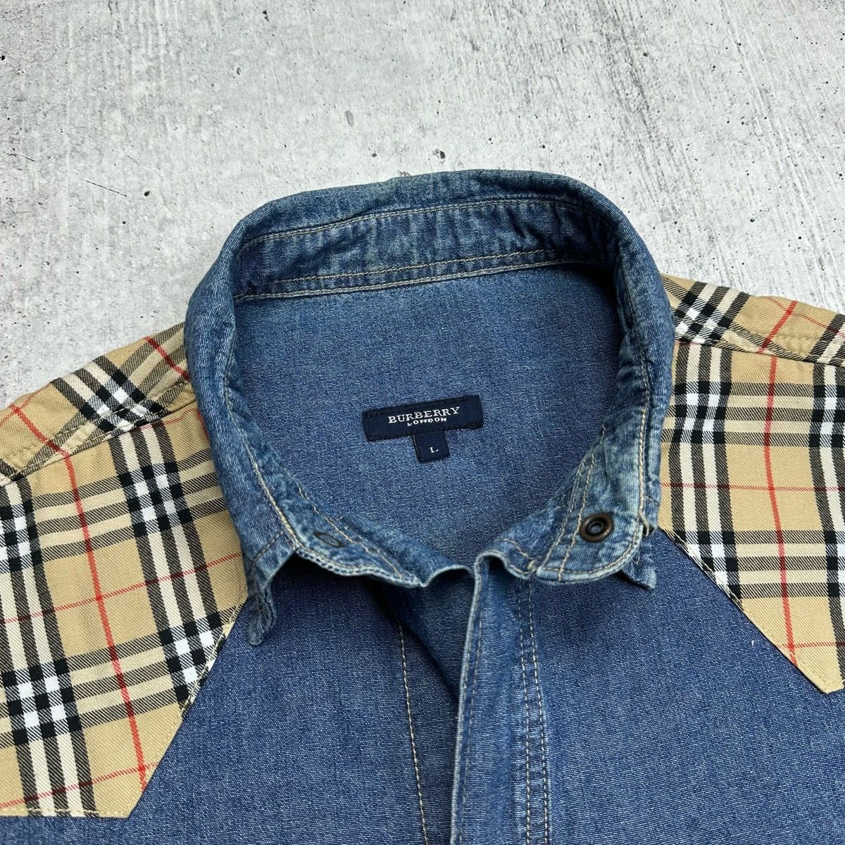Burberry × Vintage Burberry Denim Shirt Nova Check Stud Buttons Size US L / EU 52-54 / 3 - 3 Thumbnail
