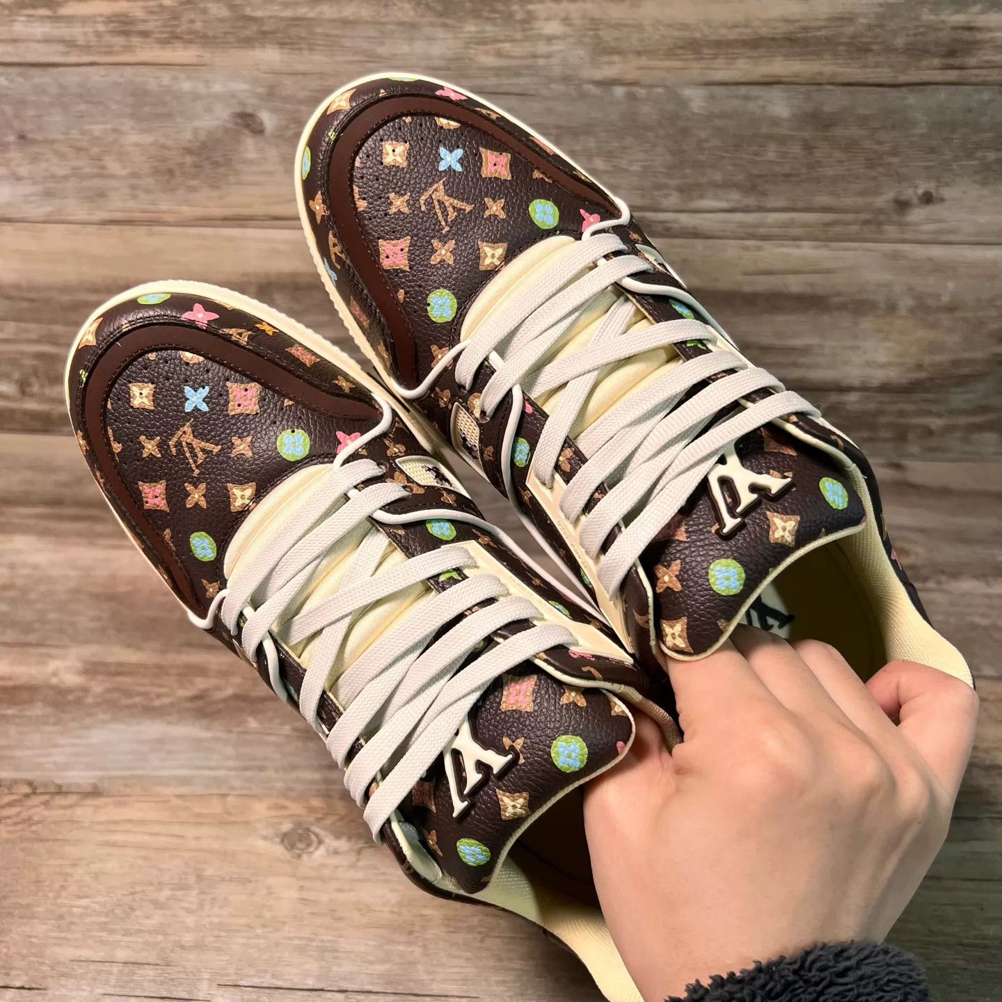 Louis Vuitton LV Trainer x Tyler Brown AOP UK6.5/40.5 97New Size US 7.5 / EU 40-41 - 5 Thumbnail