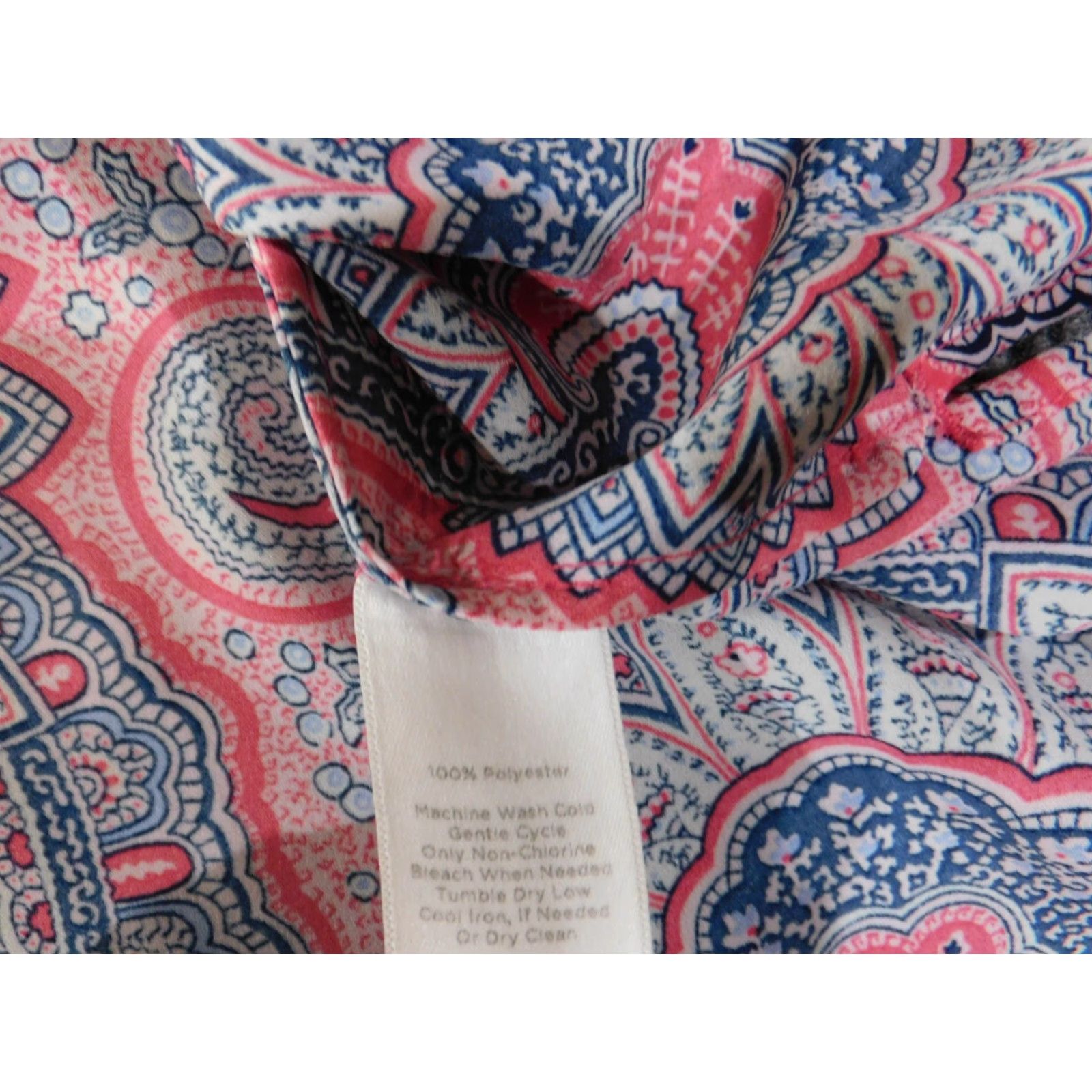 Talbots Talbots Blouse Womens Sleeveless V-Neck Red Geometric Polyester Top Medium"} Size M / US 6-8 / IT 42-44 - 6 Thumbnail