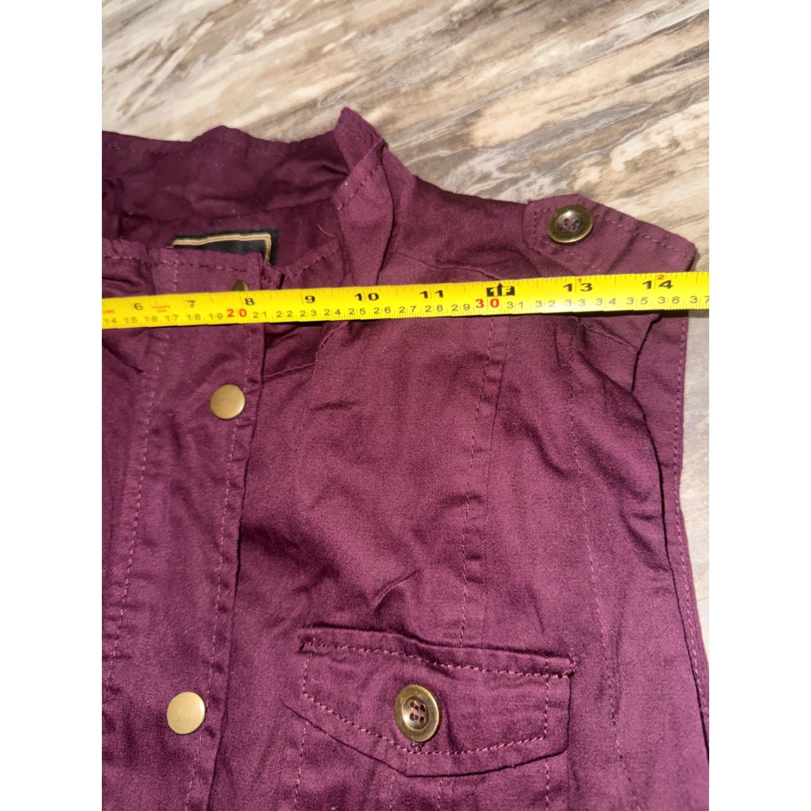 Vintage VINTAGE C’esttoi Vest Woman L Maroon Faux Fur Lined Canvas Zip Snap Pockets Adjustable Cinched Waist Sleeveless Outdoor Chic Casual Women's Vest Size L / US 10 / IT 46 - 7 Thumbnail