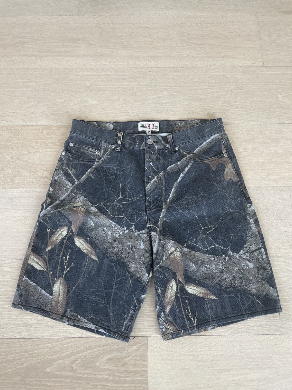 Stussy Stussy real tree big ol jorts | Grailed