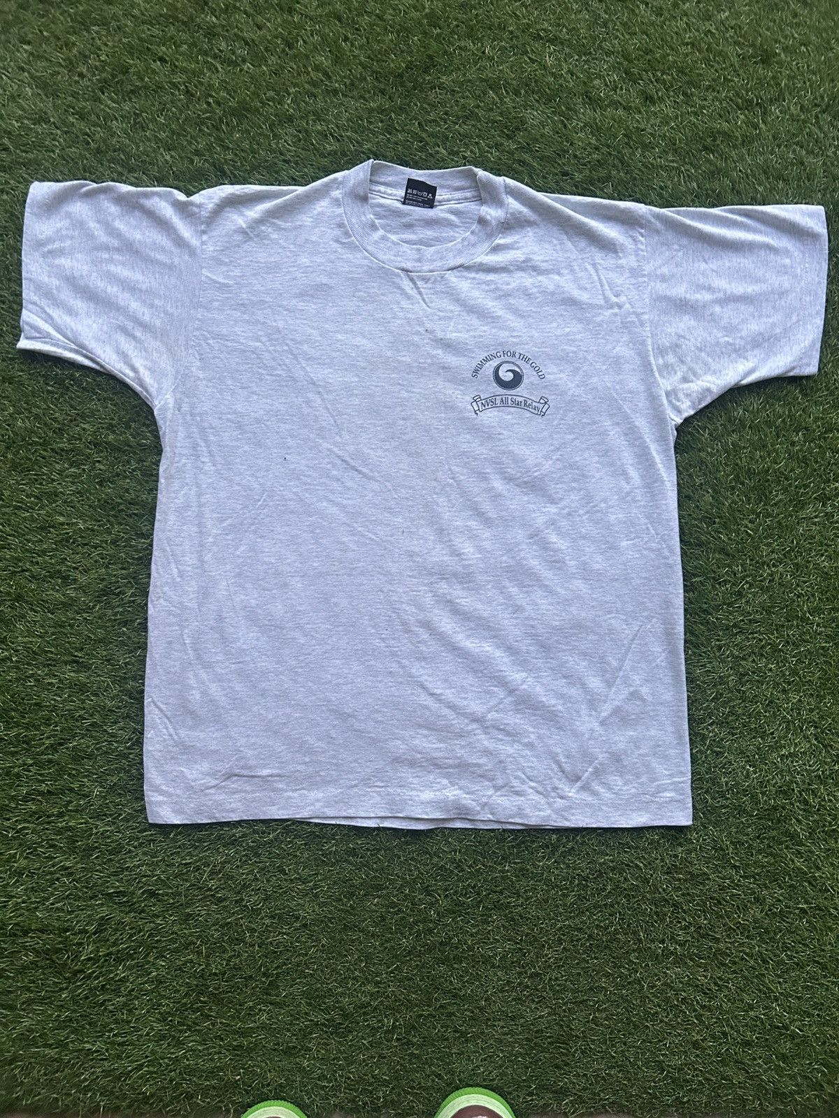 Vintage Vintage 90s NVSL Swimming for the Gold T-Shirt Size US XL / EU 56 / 4 - 2 Thumbnail