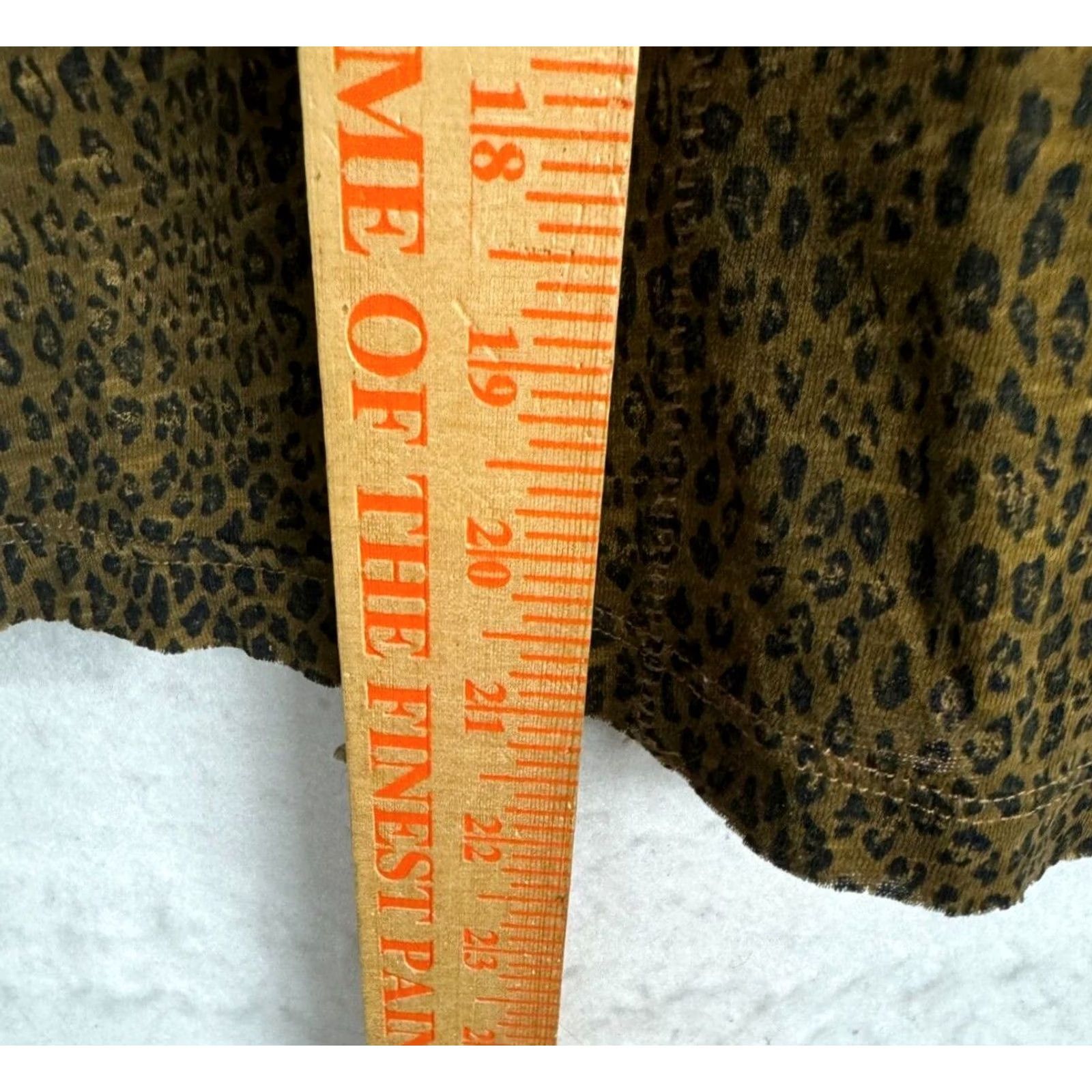 Vintage We The Free People Leopard Cat Print T shirt Women XS Short Sleeve Lightweight Size XS / US 0-2 / IT 36-38 - 5 Thumbnail