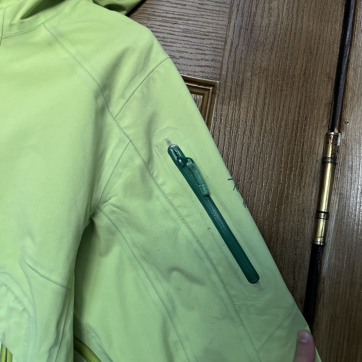 Arc'teryx Vintage Arc’teryx Gore Tex Recco Jacket Size US S / EU 44-46 / 1 - 5 Thumbnail
