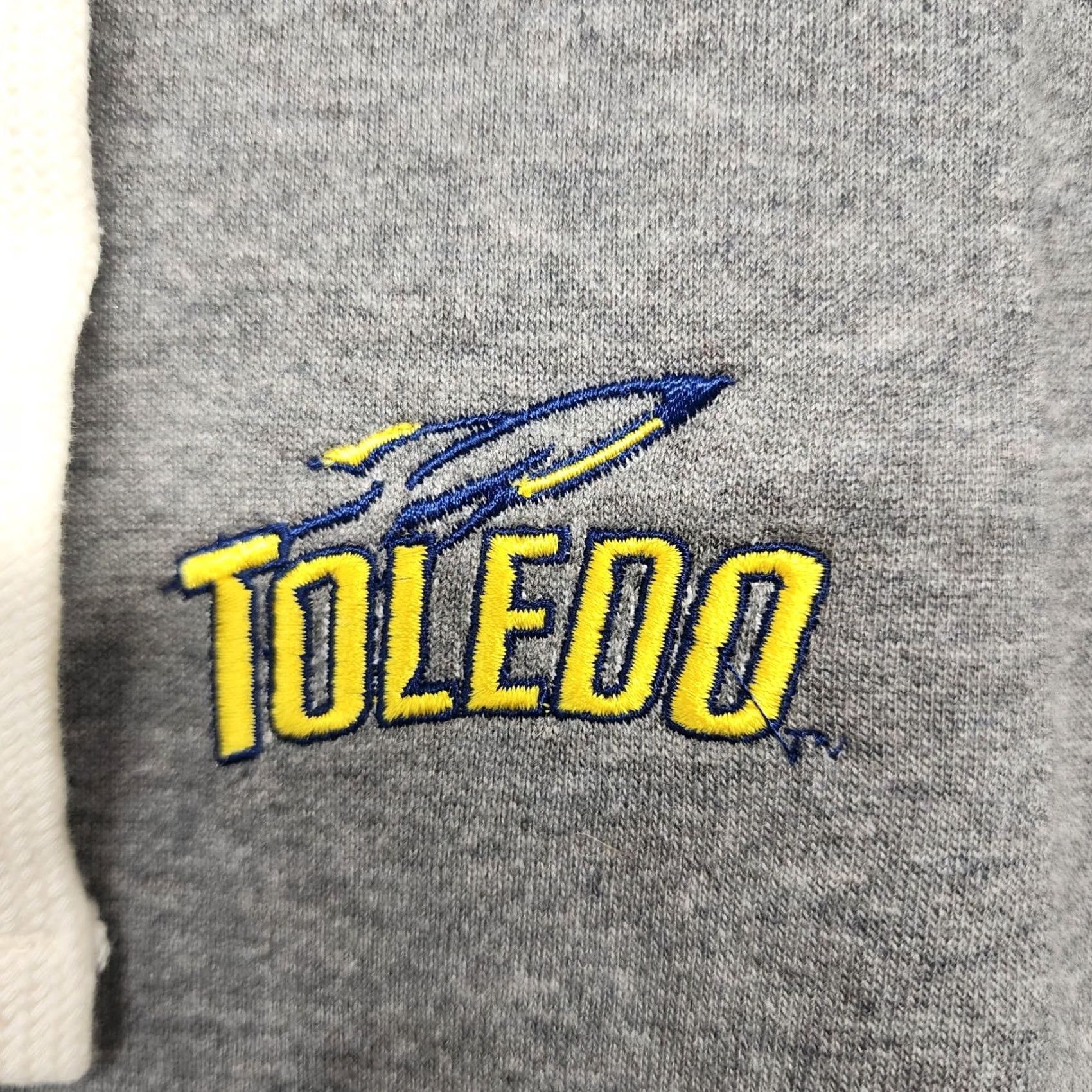 Vintage VINTAGE University of Toledo Rockets Hoodie Sweatshirt Grey Womens Small Vantage NEW Size S / US 4 / IT 40 - 4 Thumbnail