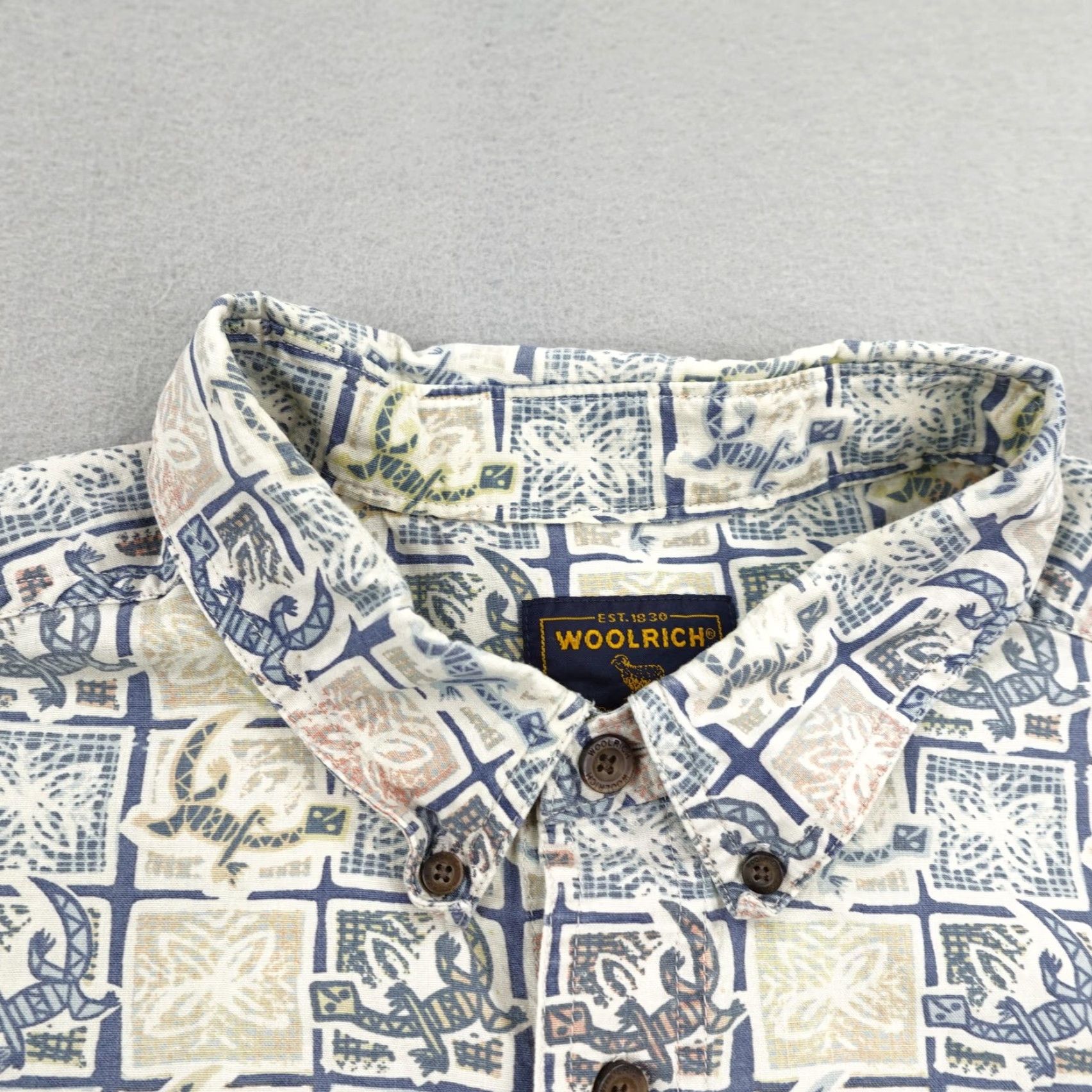 Vintage VINTAGE Woolrich Shirt Mens 2XL Blue Beige Lizard Tribal Print Button-Up Outdoor Short Sleeve Cotton Geometric Pattern Mens Size US XXL / EU 58 / 5 - 2 Thumbnail