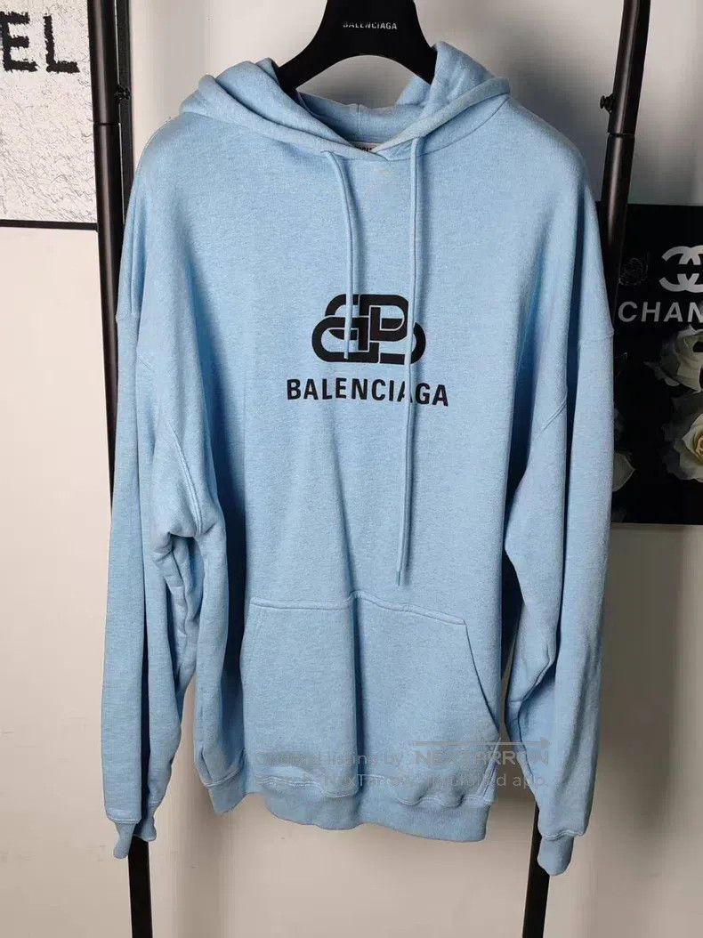 Balenciaga Balenciaga Chain Sweatshirt Size US S / EU 44-46 / 1 - 1 Thumbnail