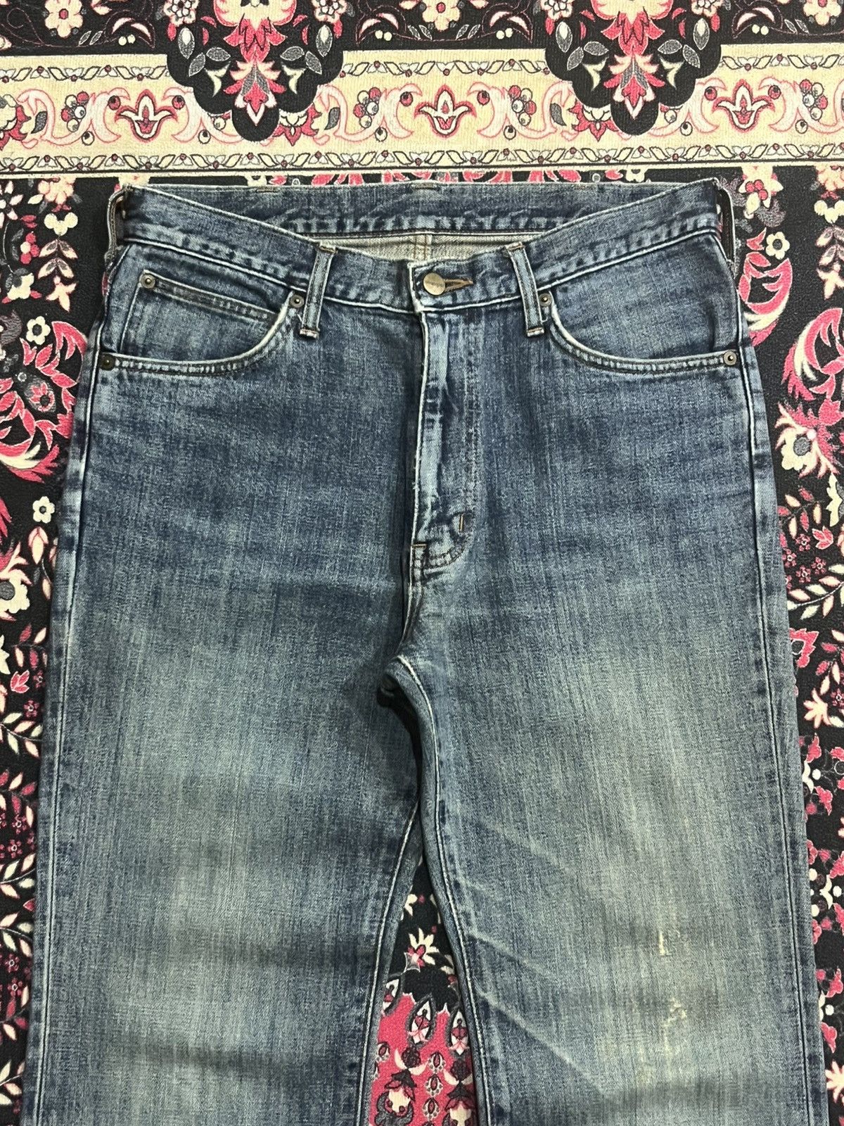 Wrangler Vintage Wrangler Blue Washed Distressed Flare Jeans Size US 32 / EU 48 - 4 Thumbnail