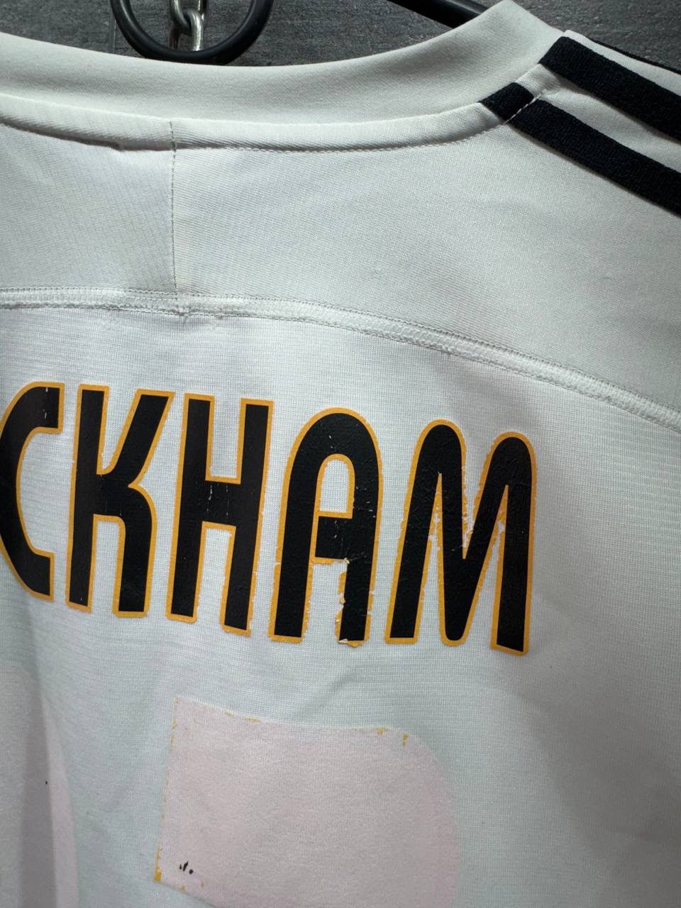 Vintage 2003-04 Adidas Real Madrid Home Shirt Soccer Jersey Beckham Size US M / EU 48-50 / 2 - 17 Thumbnail
