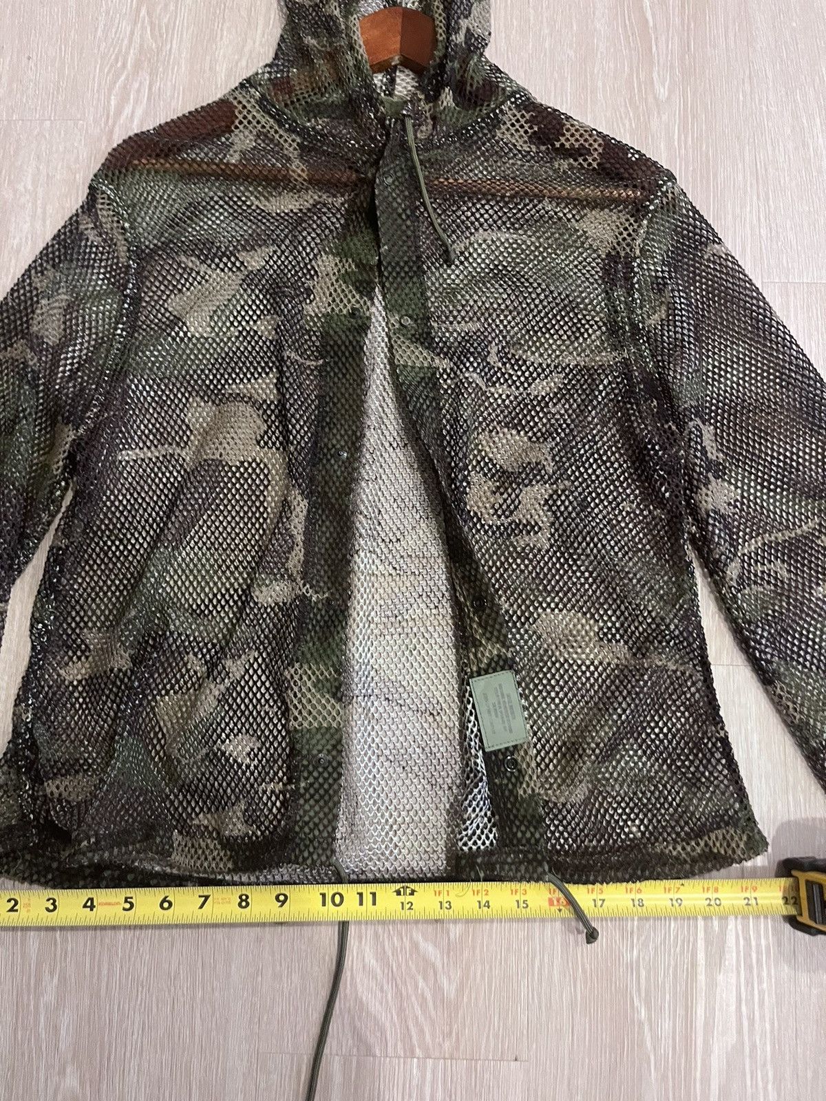 Vintage Vintage mesh camo military mosquito insect repellent Med. Size US M / EU 48-50 / 2 - 8 Thumbnail
