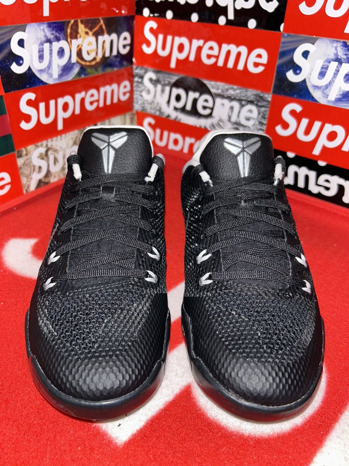 Nike Nike Kobe 11 Team Bank Black 856485-001 Size 6 VNDS Size US 6 / EU 39 - 2 Thumbnail