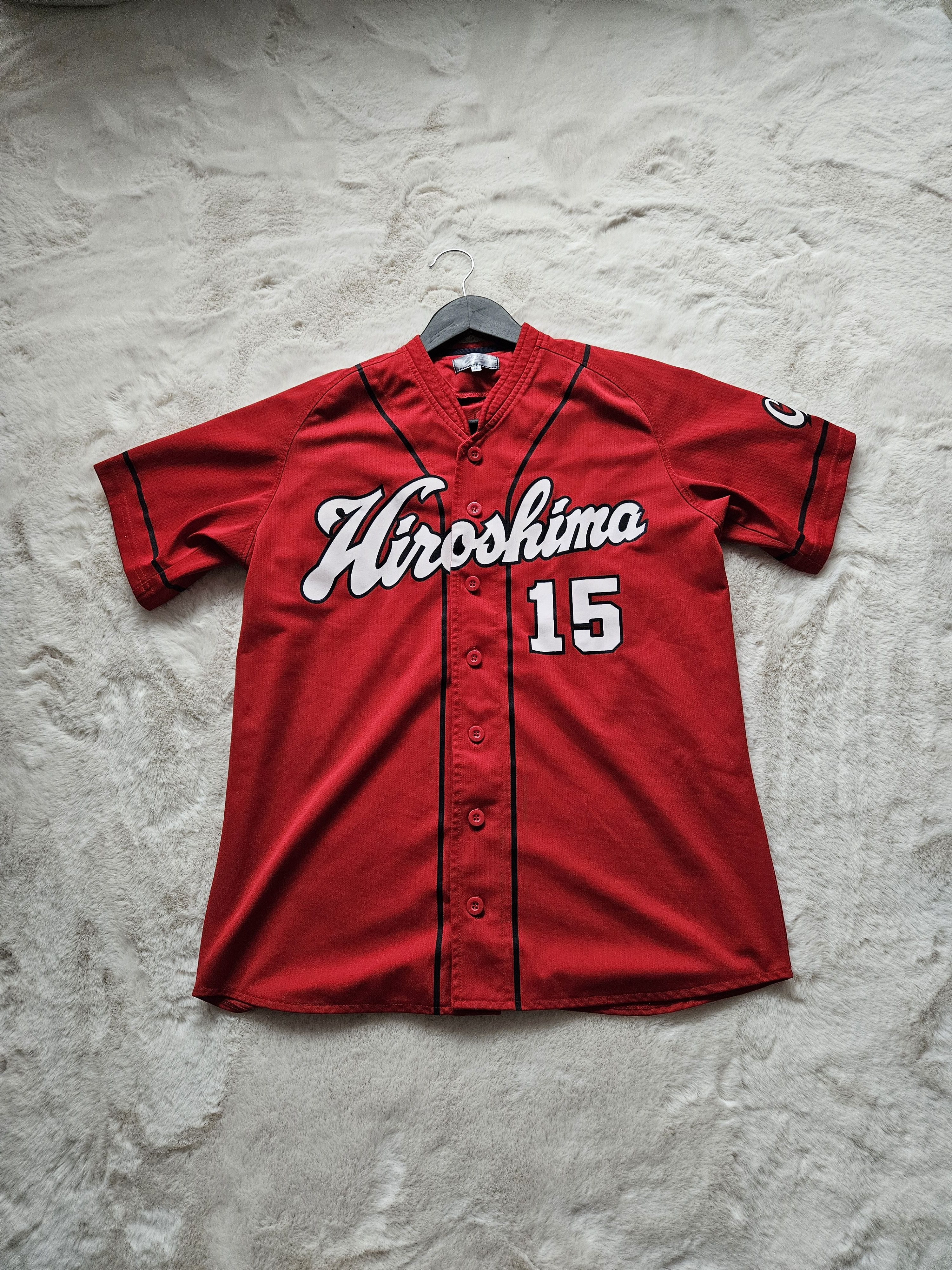 Other Hiroshima Toyo Carp Hiroki Kuroda #15 Away Jersey Size US XS / EU 42 / 0 - 1 Thumbnail