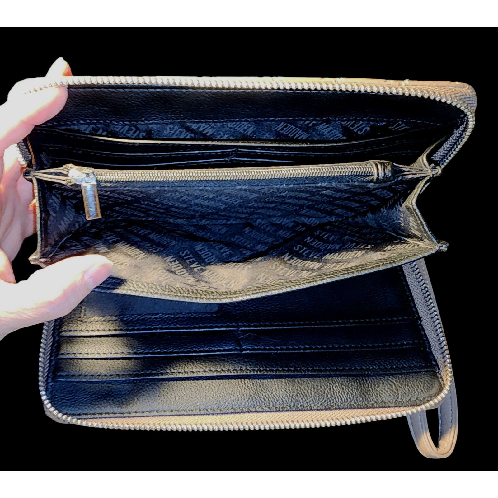 Steve Madden Steve Madden BSTACKED wallet wristlet clutch color mushroom Size ONE SIZE - 4 Thumbnail