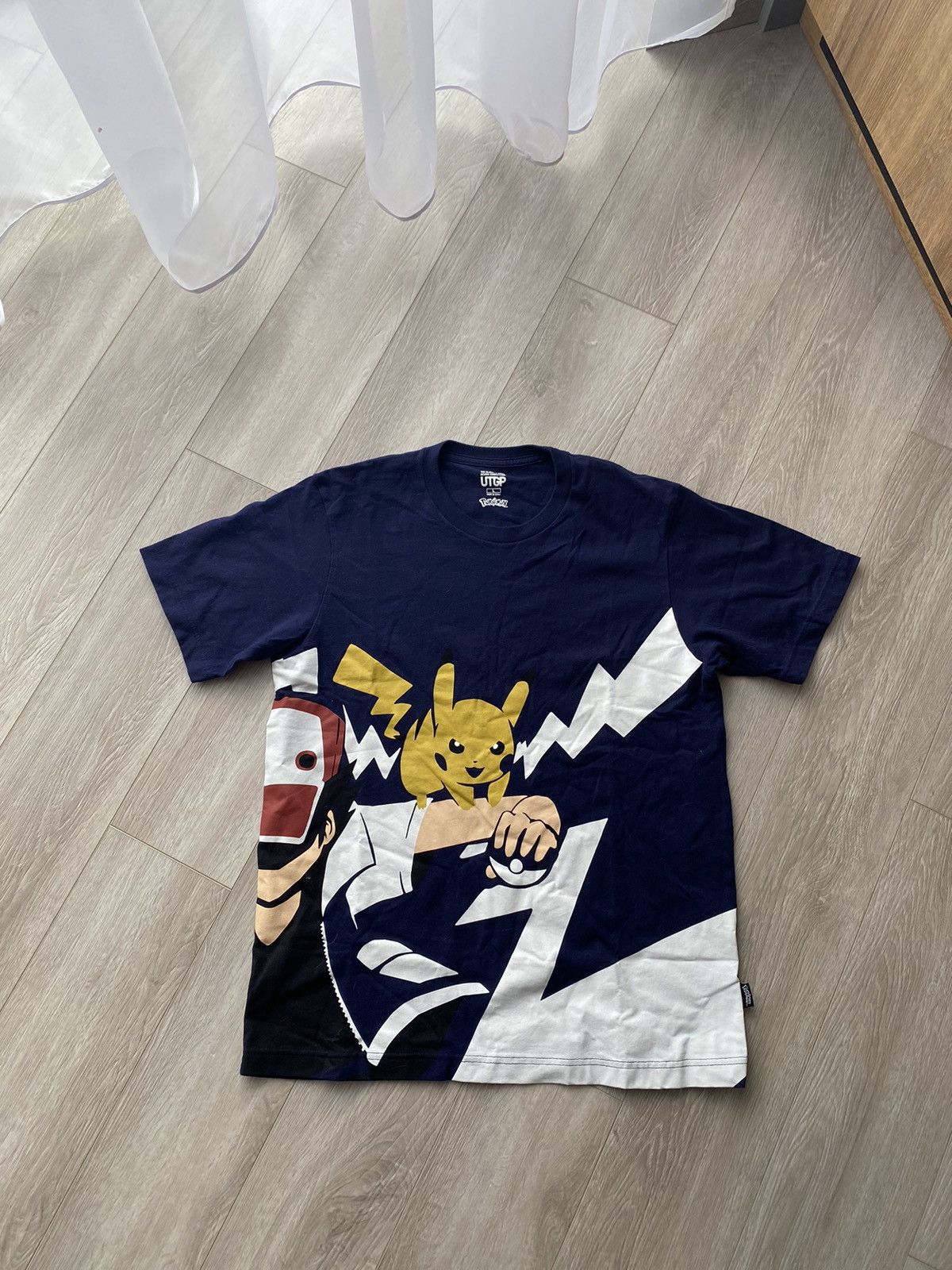 Japanese Brand × Pokemon × Uniqlo Pokémon Pikachu Black Tee Shirt Size Medium Size US L / EU 52-54 / 3 - 1 Thumbnail