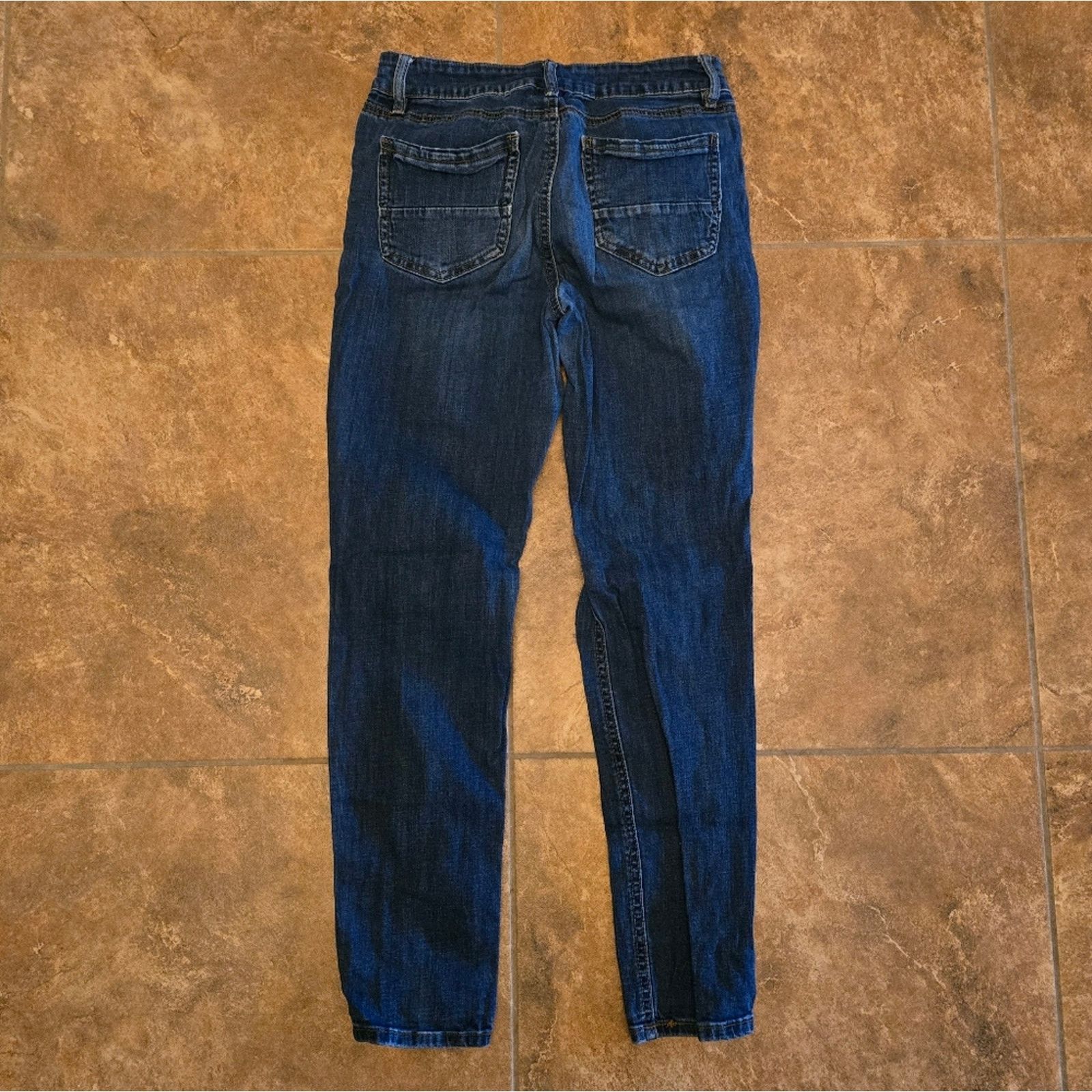 Other Dark Denim | REFUGE | Distressed Boyfriend Jean Size 28" / US 6 / IT 42 - 2 Thumbnail