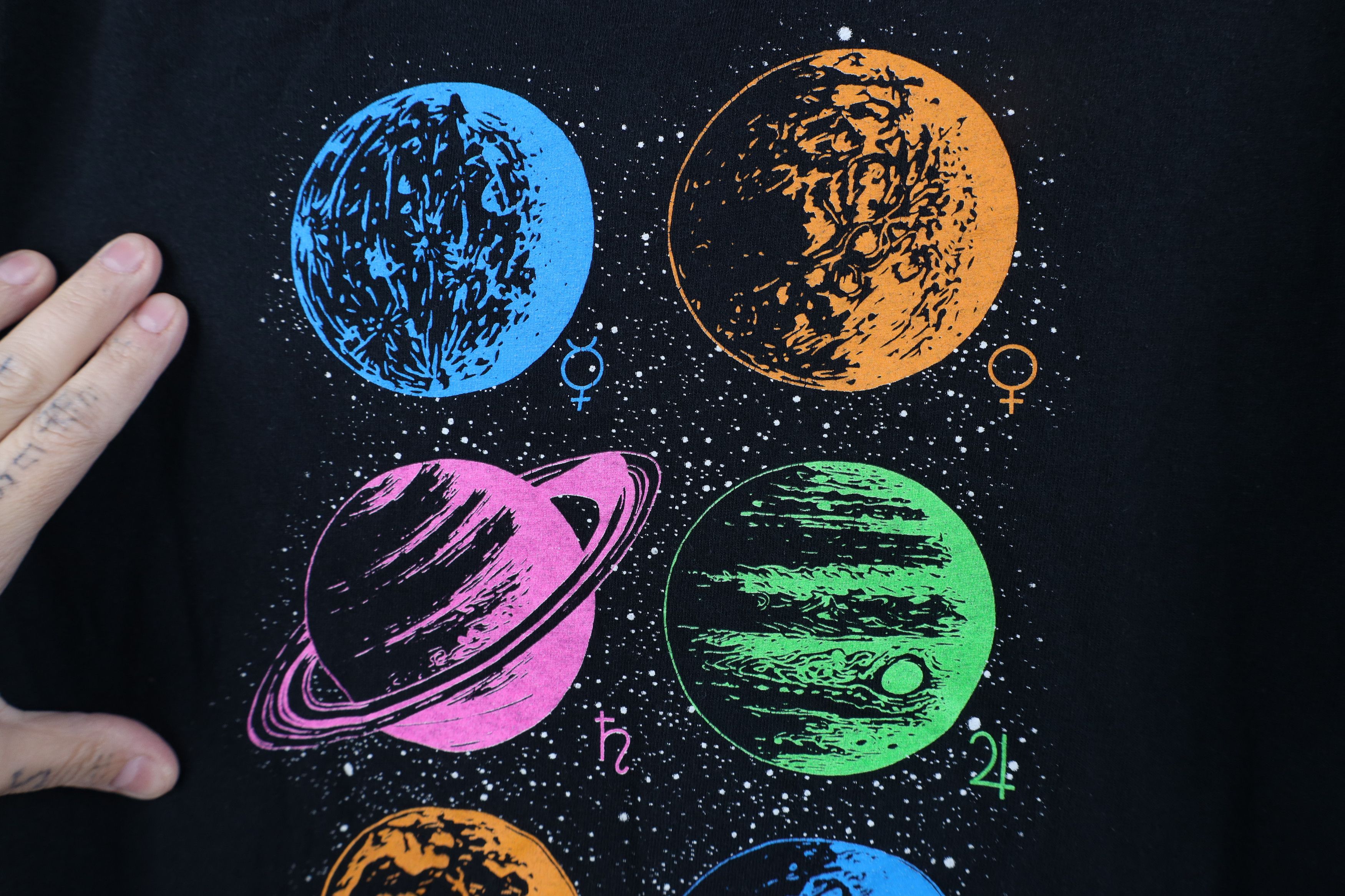 Vintage Vintage Y2K Streetwear Planet Astrology Horoscope T-Shirt Size US M / EU 48-50 / 2 - 5 Thumbnail